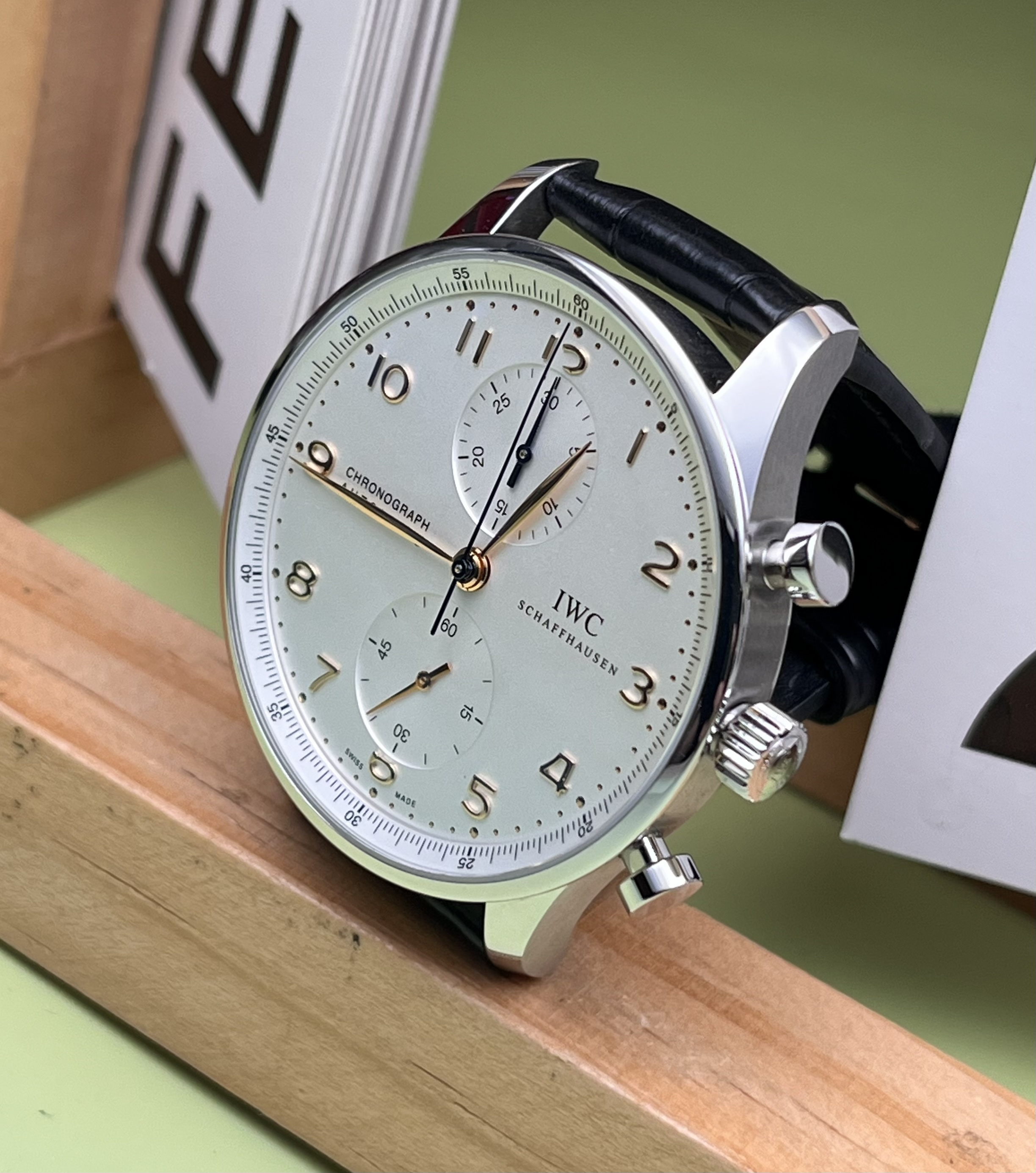 IWC IW371445 detail 1