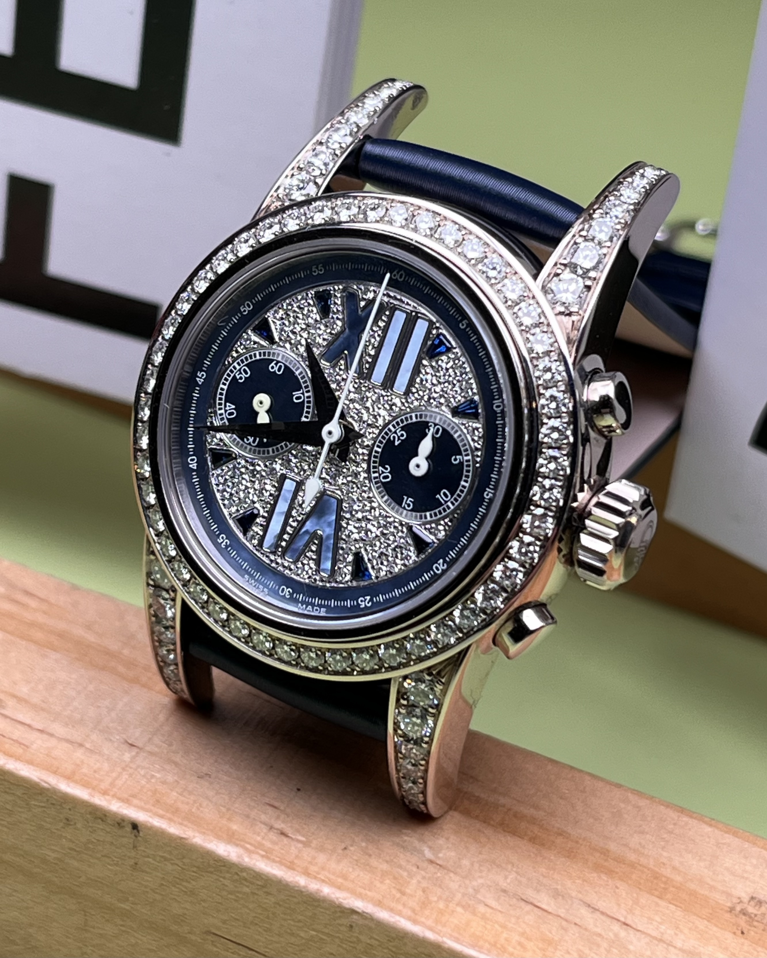 Girard Perregaux 80440D detail 1