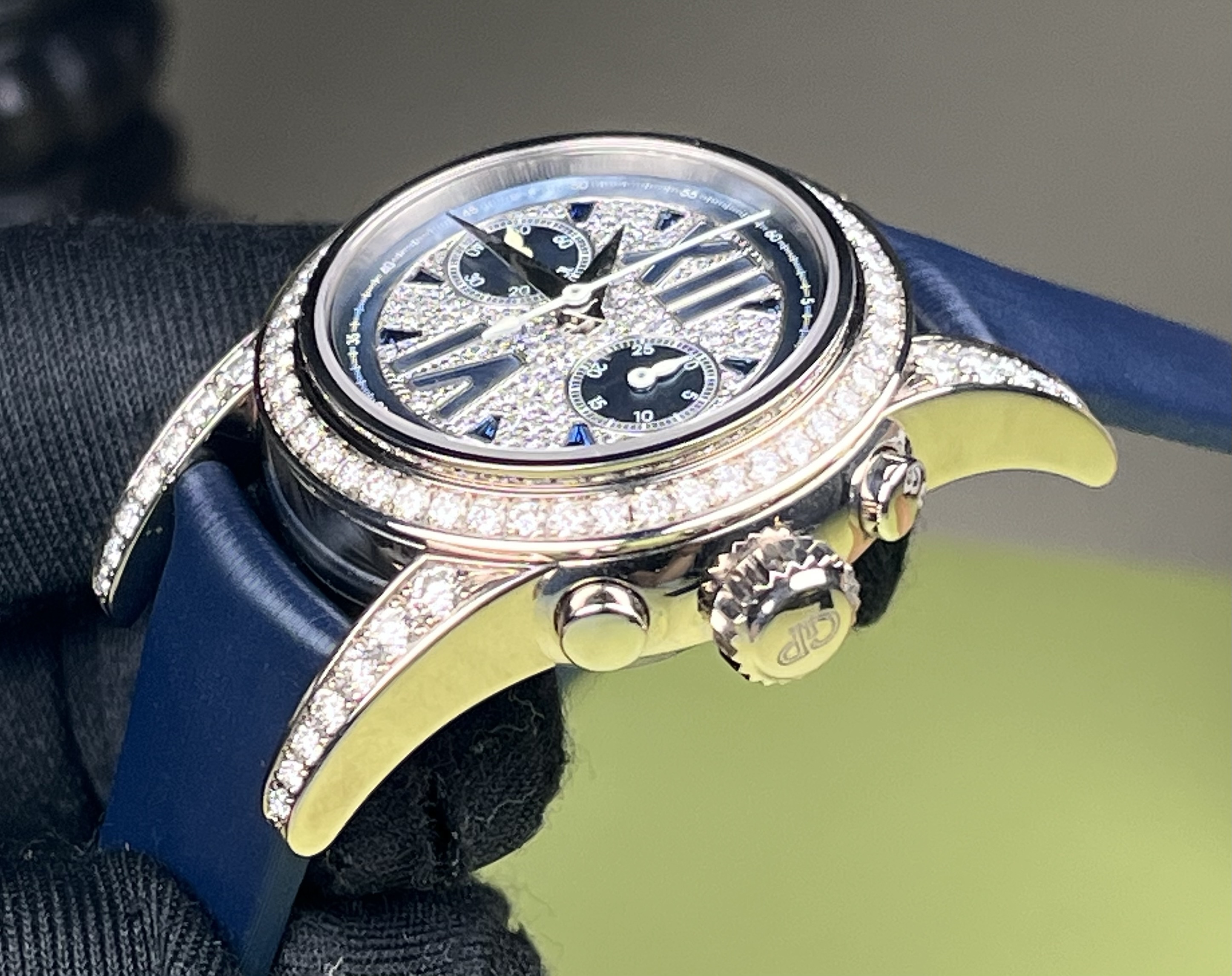 Girard Perregaux 80440D detail 3