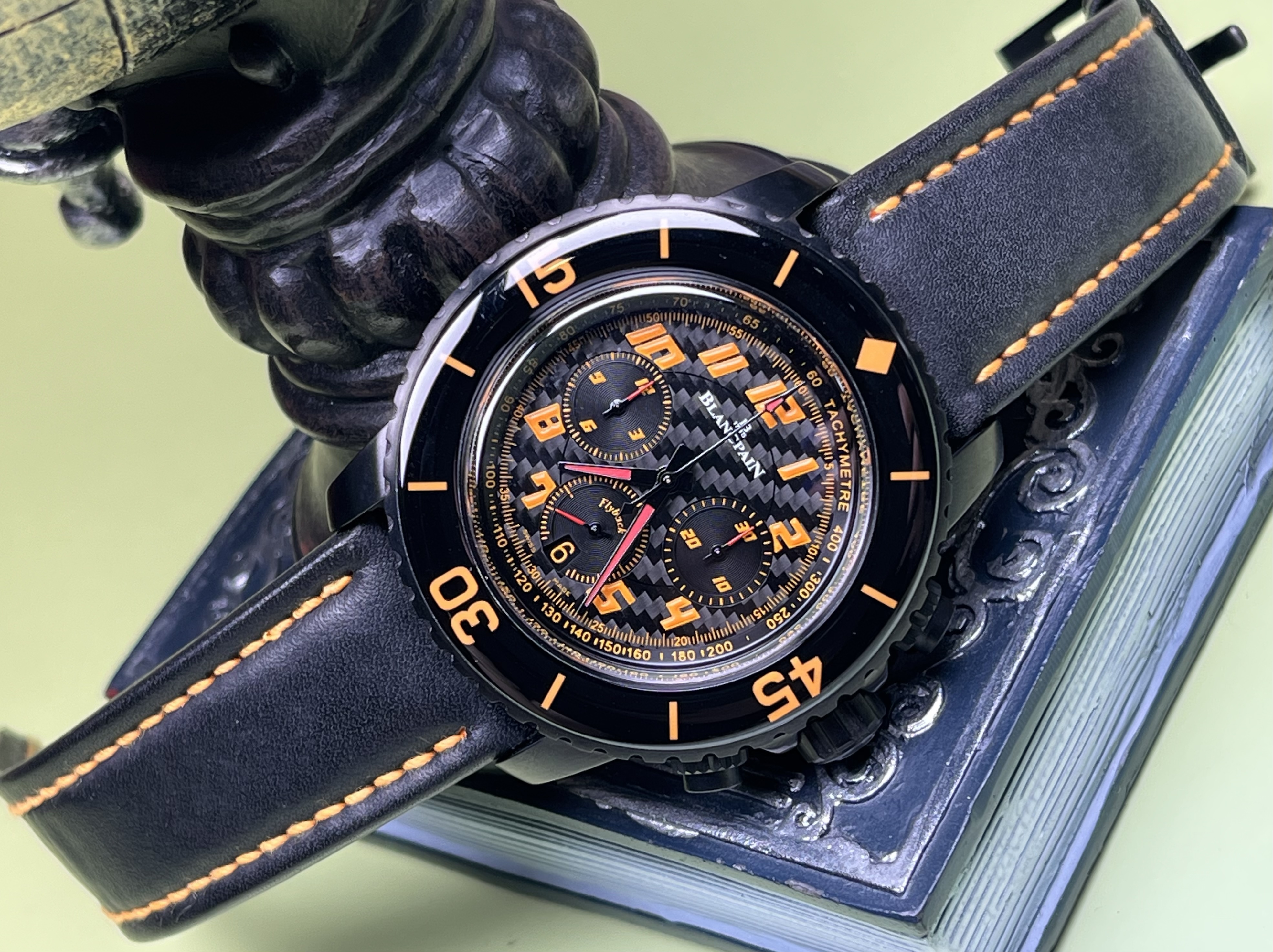 Blancpain 5785F-11D03-63A detail 1