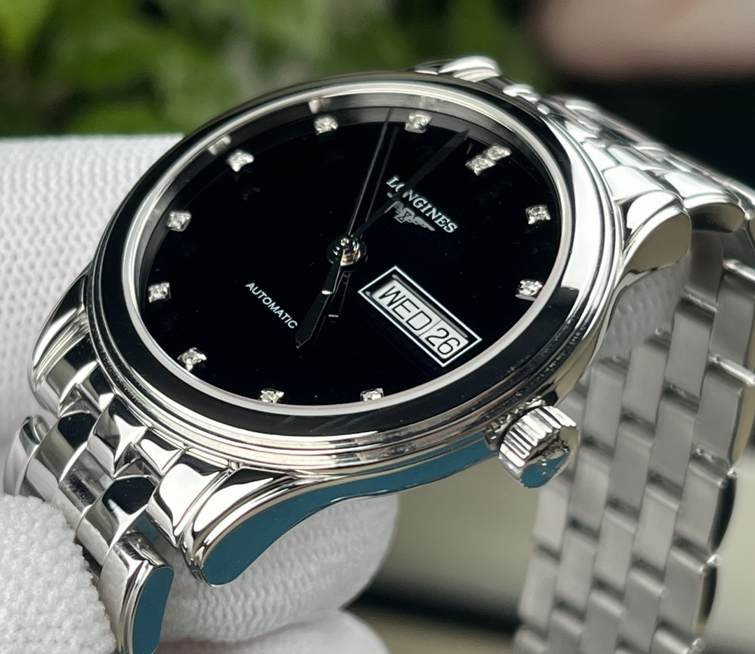 Longines L4.799.4.57.6 detail 1