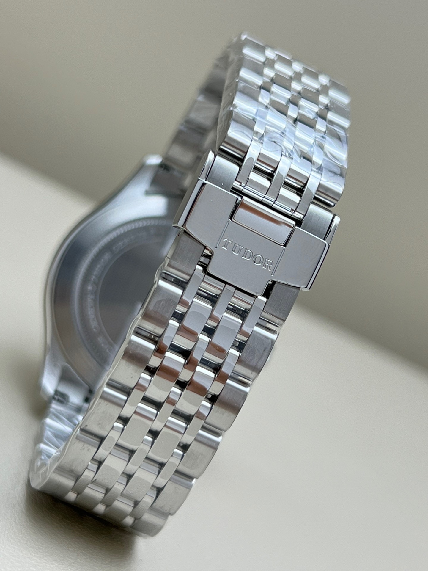 Tudor M91450-0001 detail 4