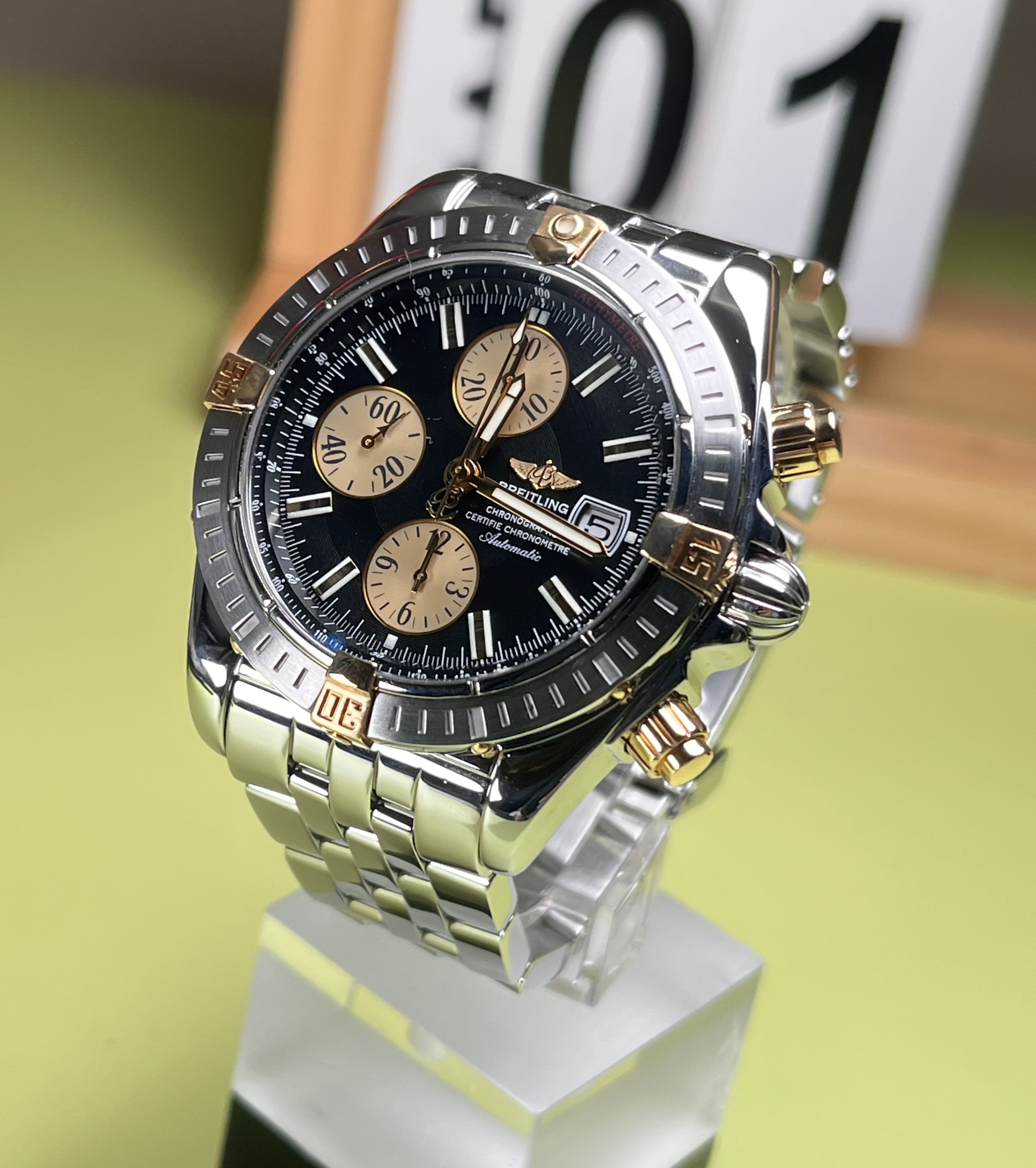Breitling C1335611 detail 1