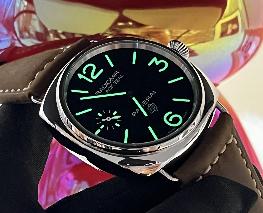 Panerai PAM00754 detail 3