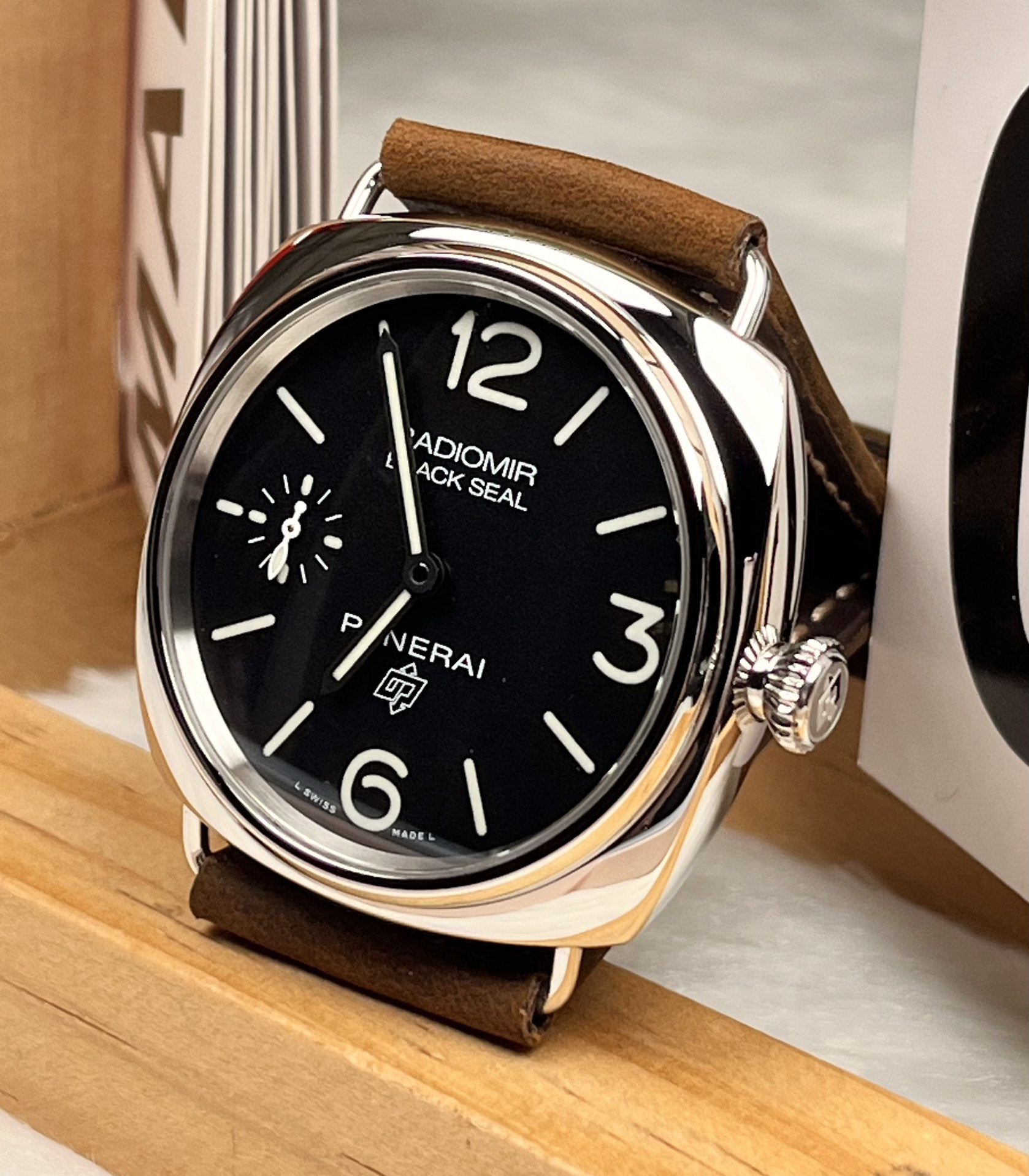 Panerai PAM00754 detail 5