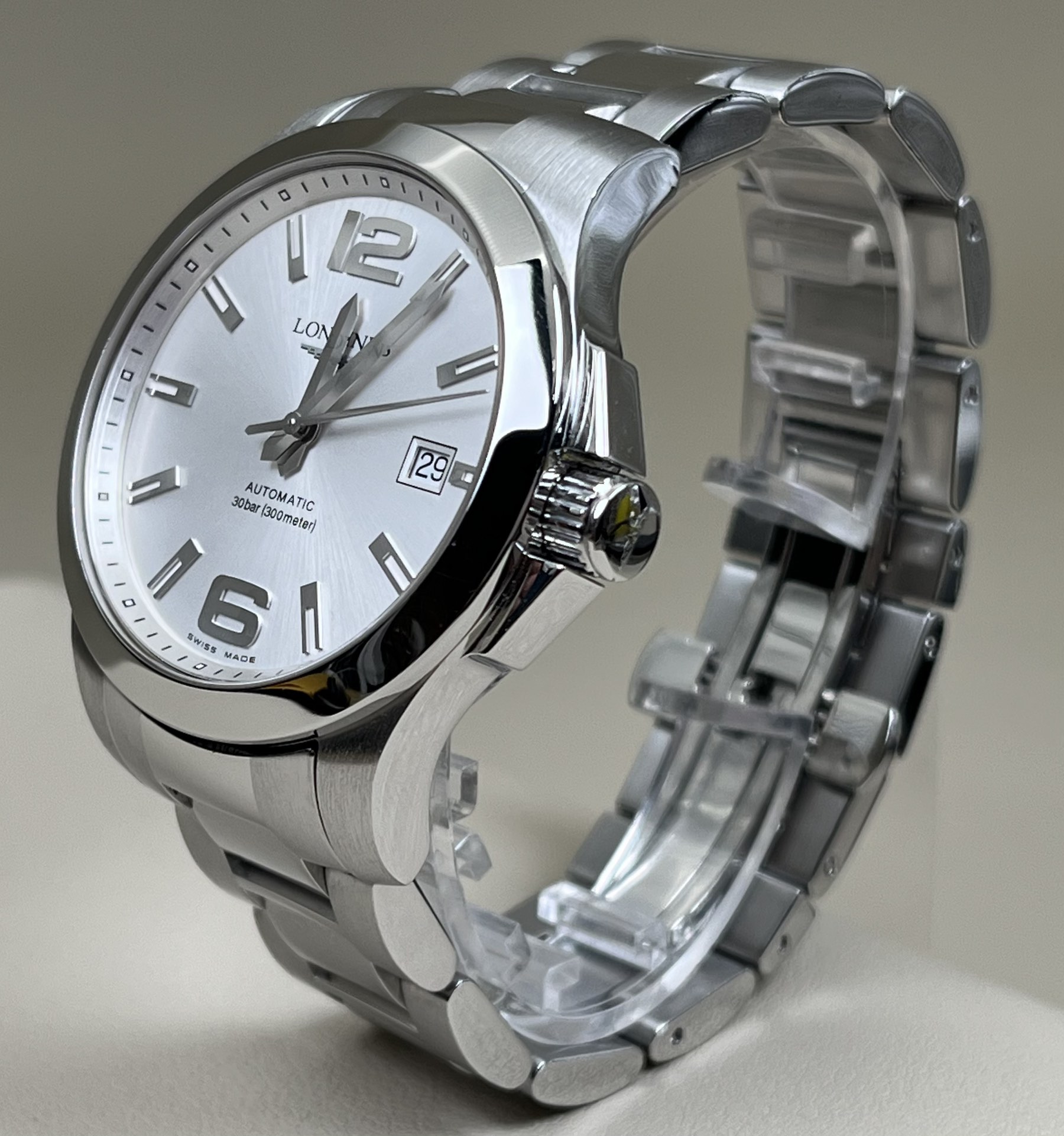 Longines L3.676.4.16.6 detail 1