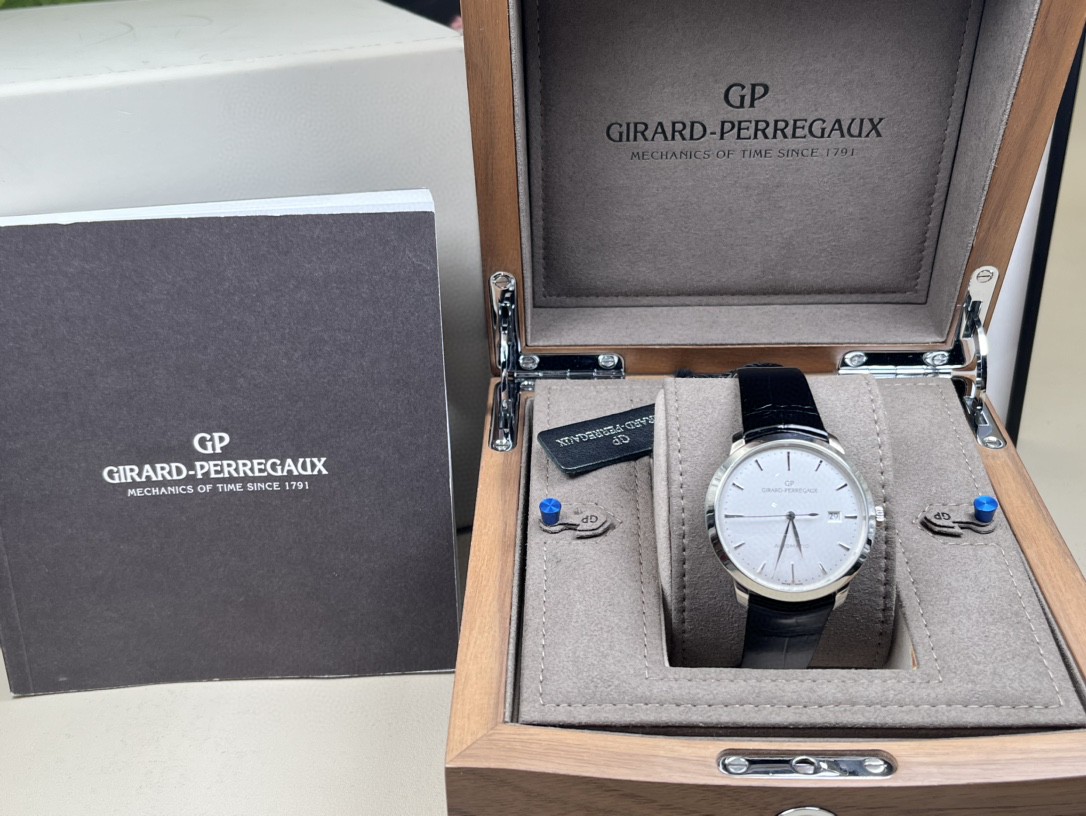 Girard Perregaux 49555-11-131-BB60 detail 7