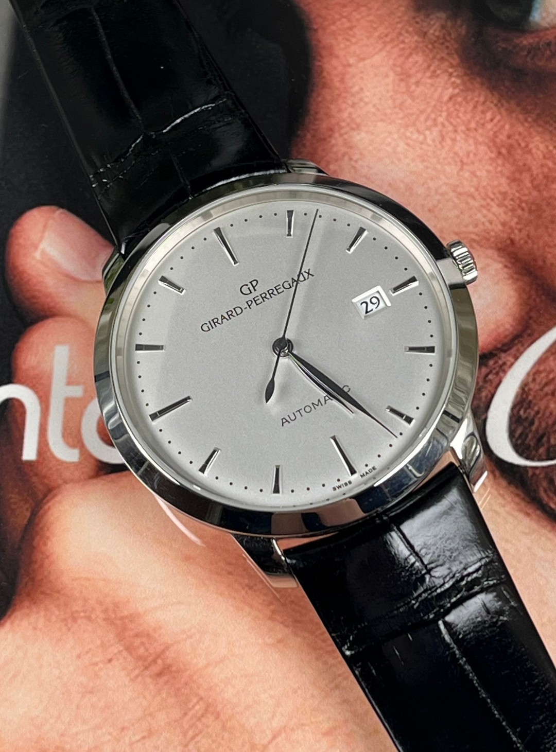 Girard Perregaux 49555-11-131-BB60 detail 2