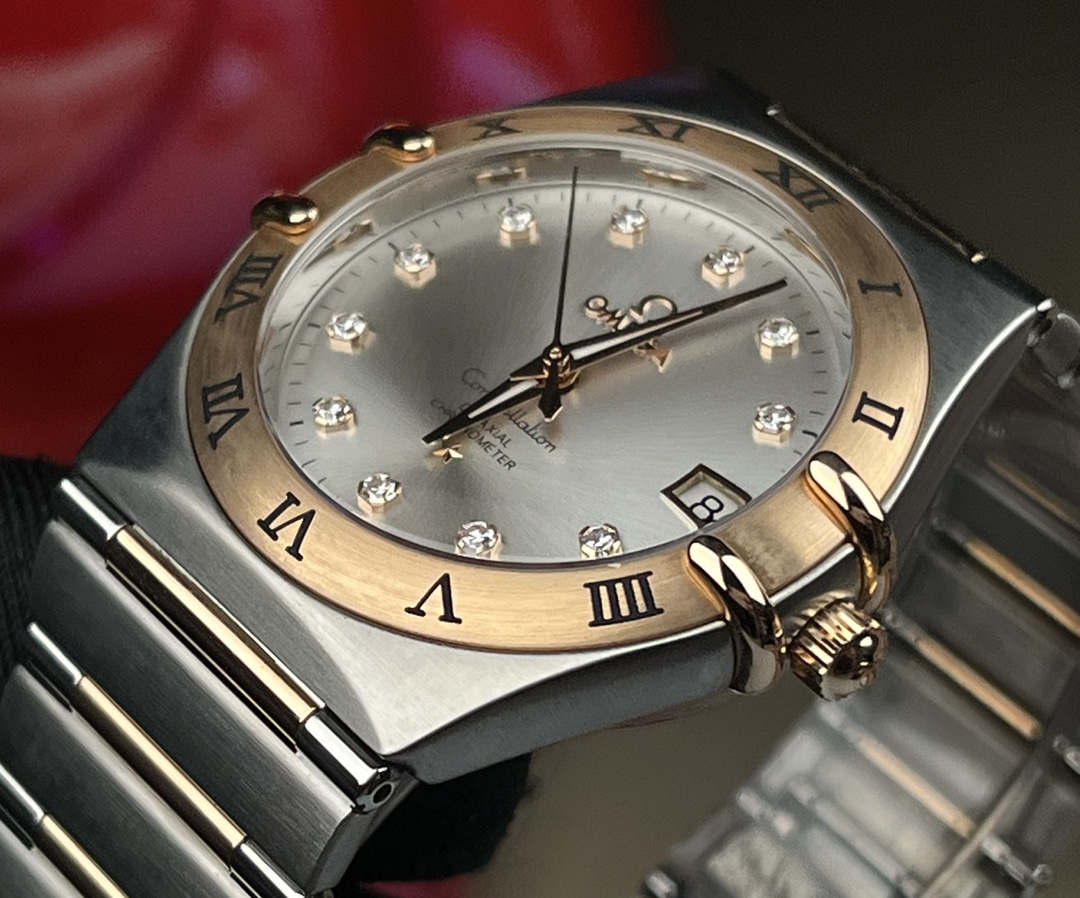 Omega 111.20.36.20.52.001 detail 1