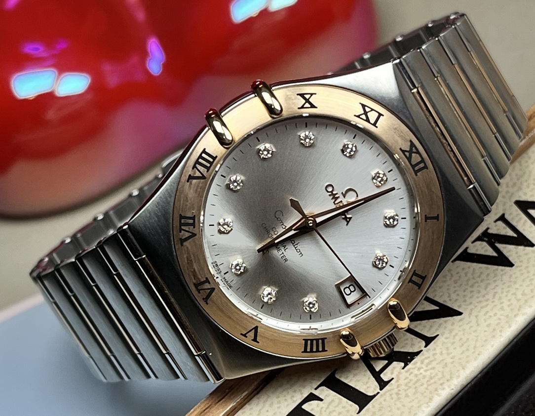 Omega 111.20.36.20.52.001 detail 4