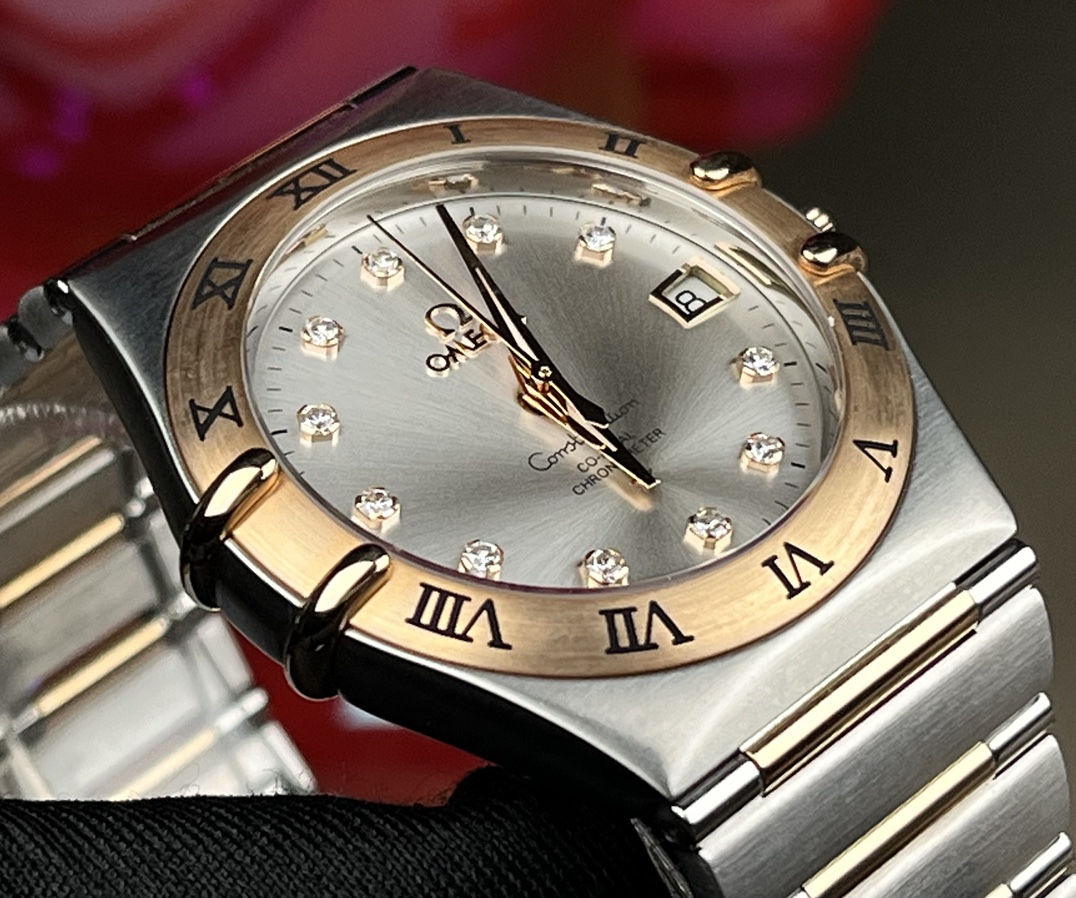 Omega 111.20.36.20.52.001 detail 7