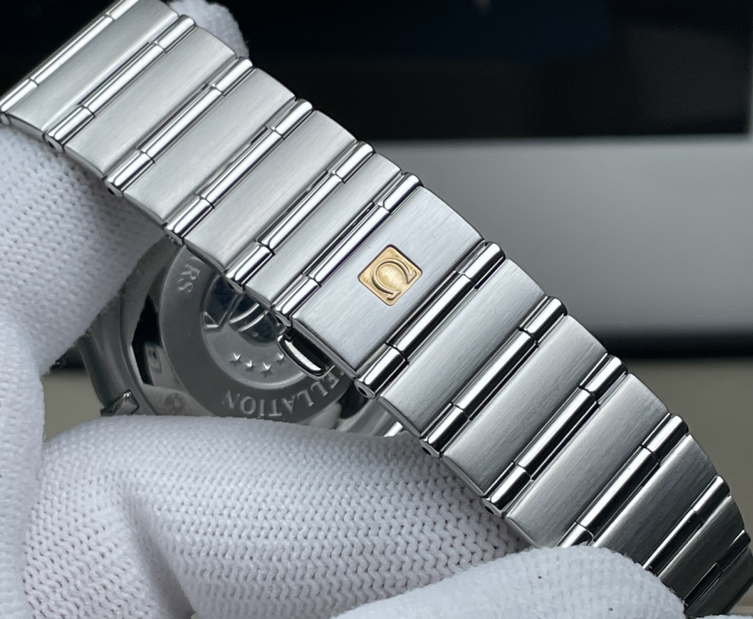 Omega 1504.35.00 detail 4