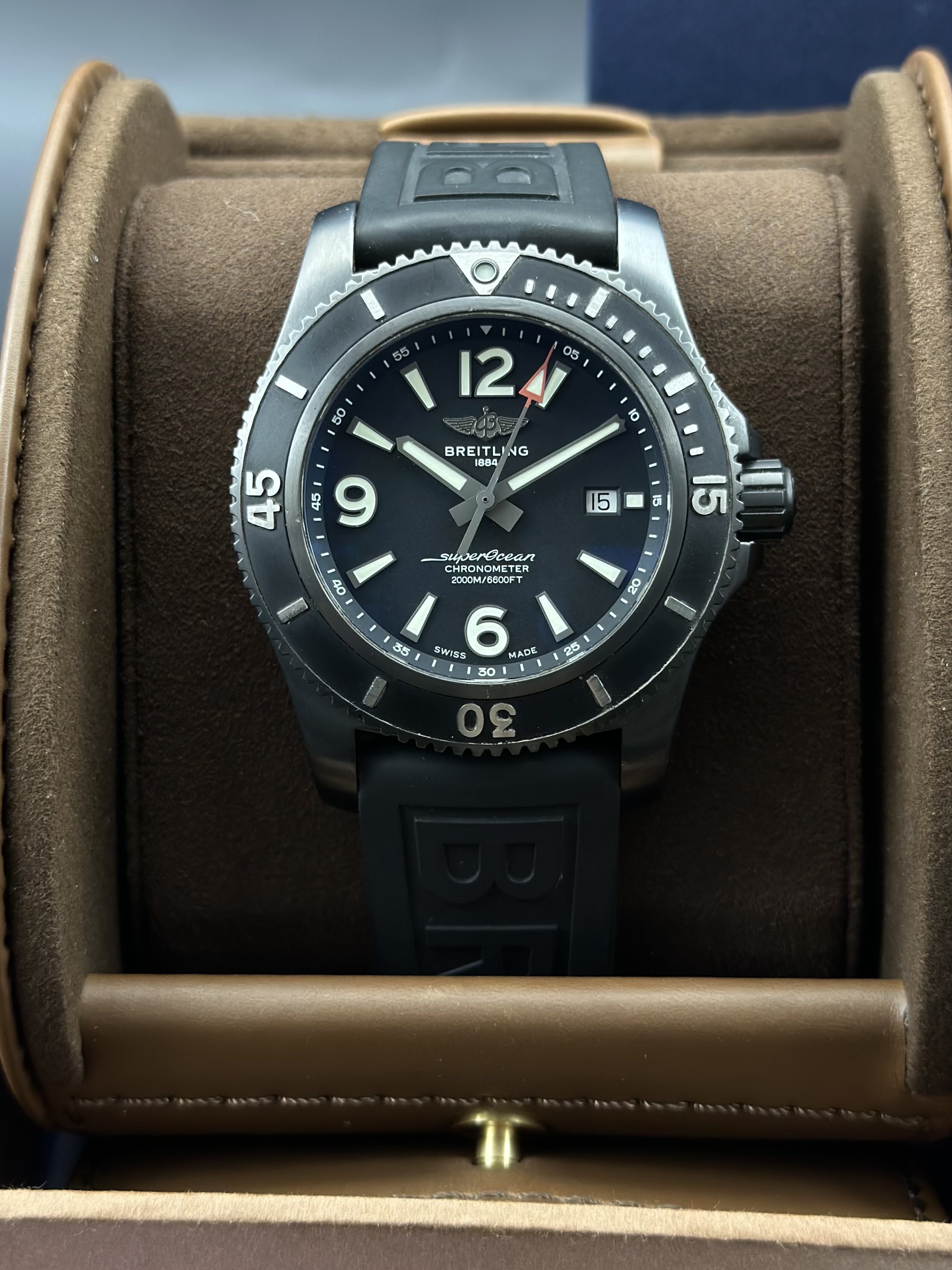 Breitling M17368B71B1S1