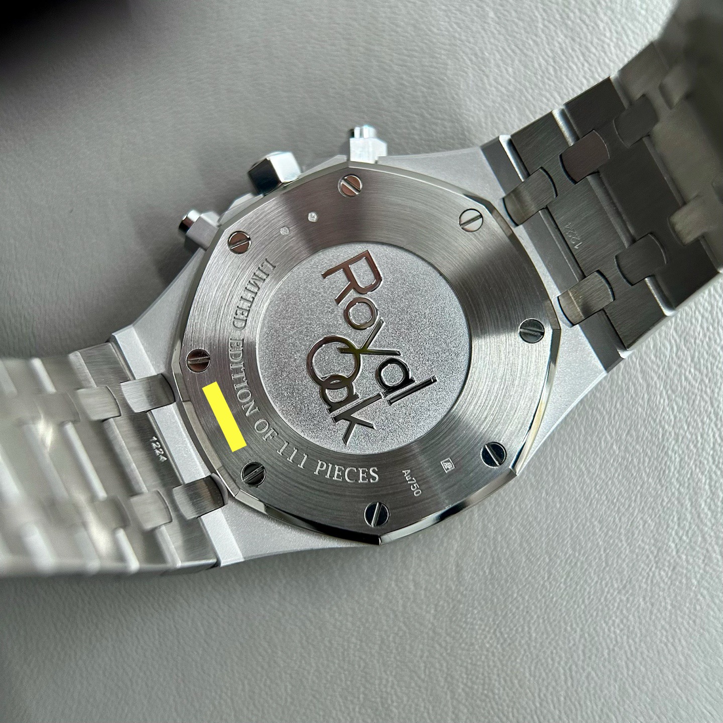 Audemars Piguet 26331BC.GG.1224BC.03 detail 5