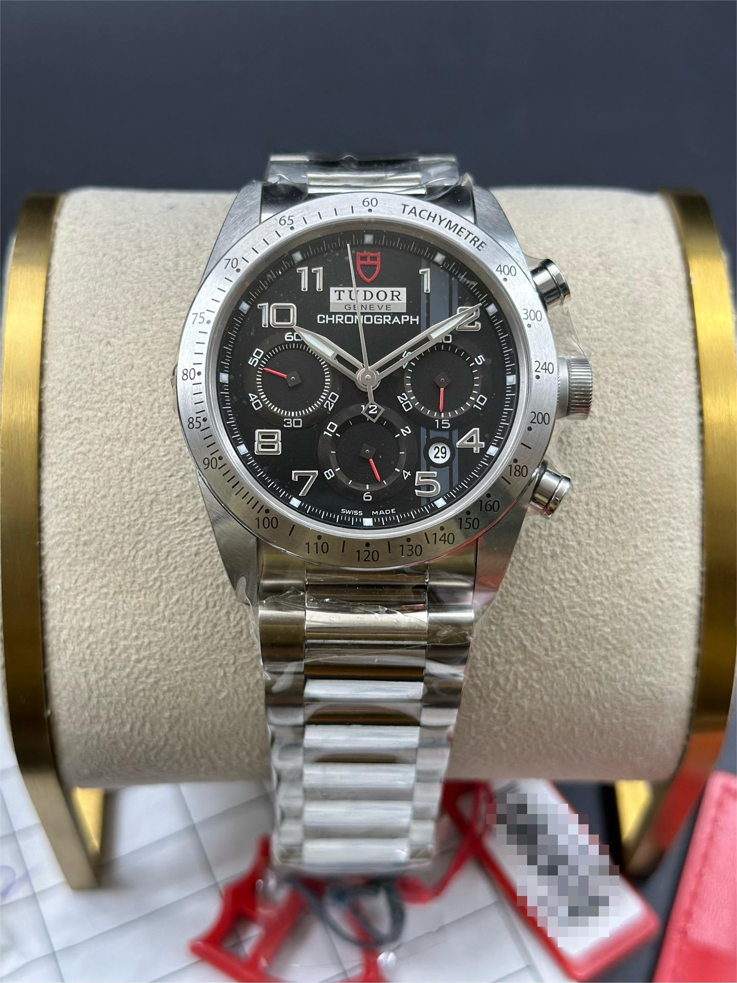Tudor 42000