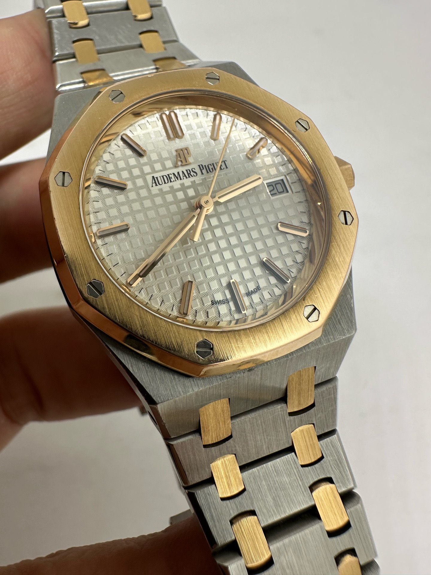 Audemars Piguet 77350SR.OO.1261SR.01 detail 1