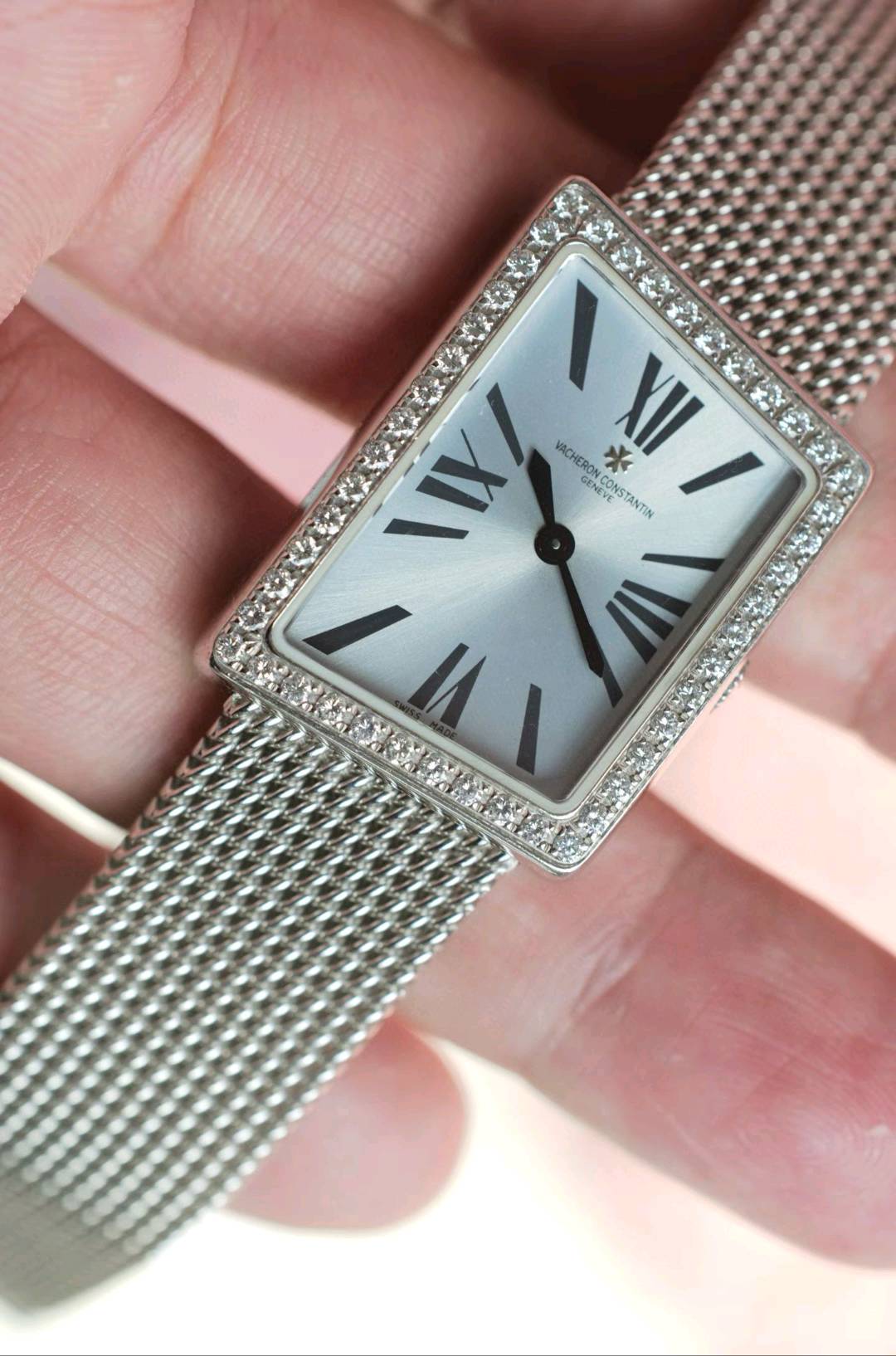 Vacheron Constantin 25520G detail 3
