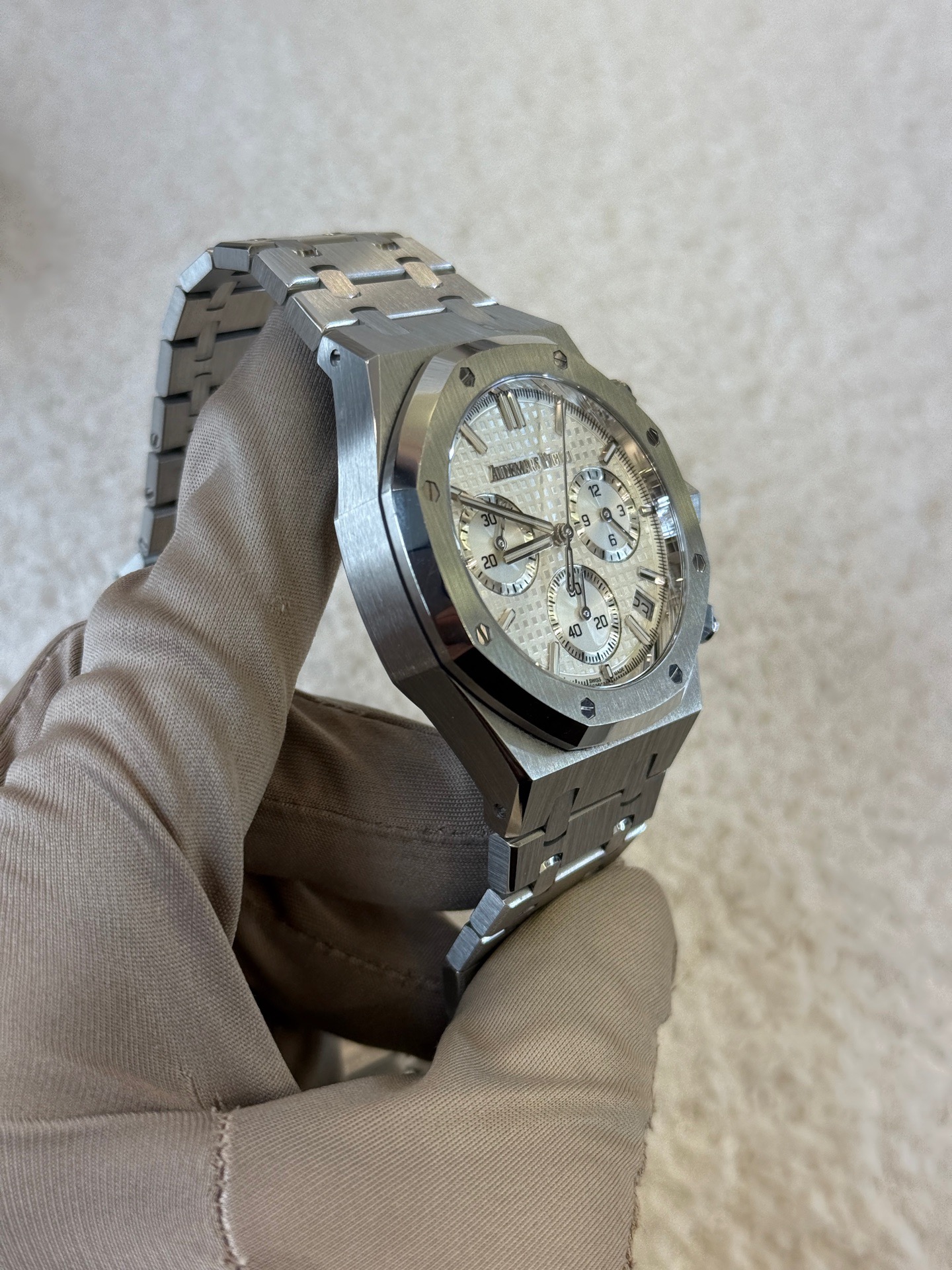 Audemars Piguet 26240ST.OO.1320ST.07 detail 2