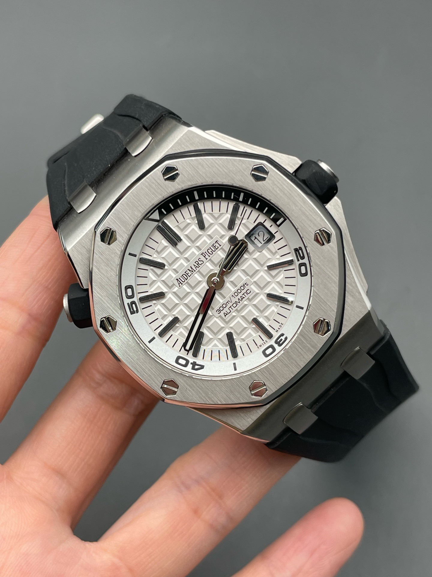 Audemars Piguet 15710ST.OO.A002CA.02
