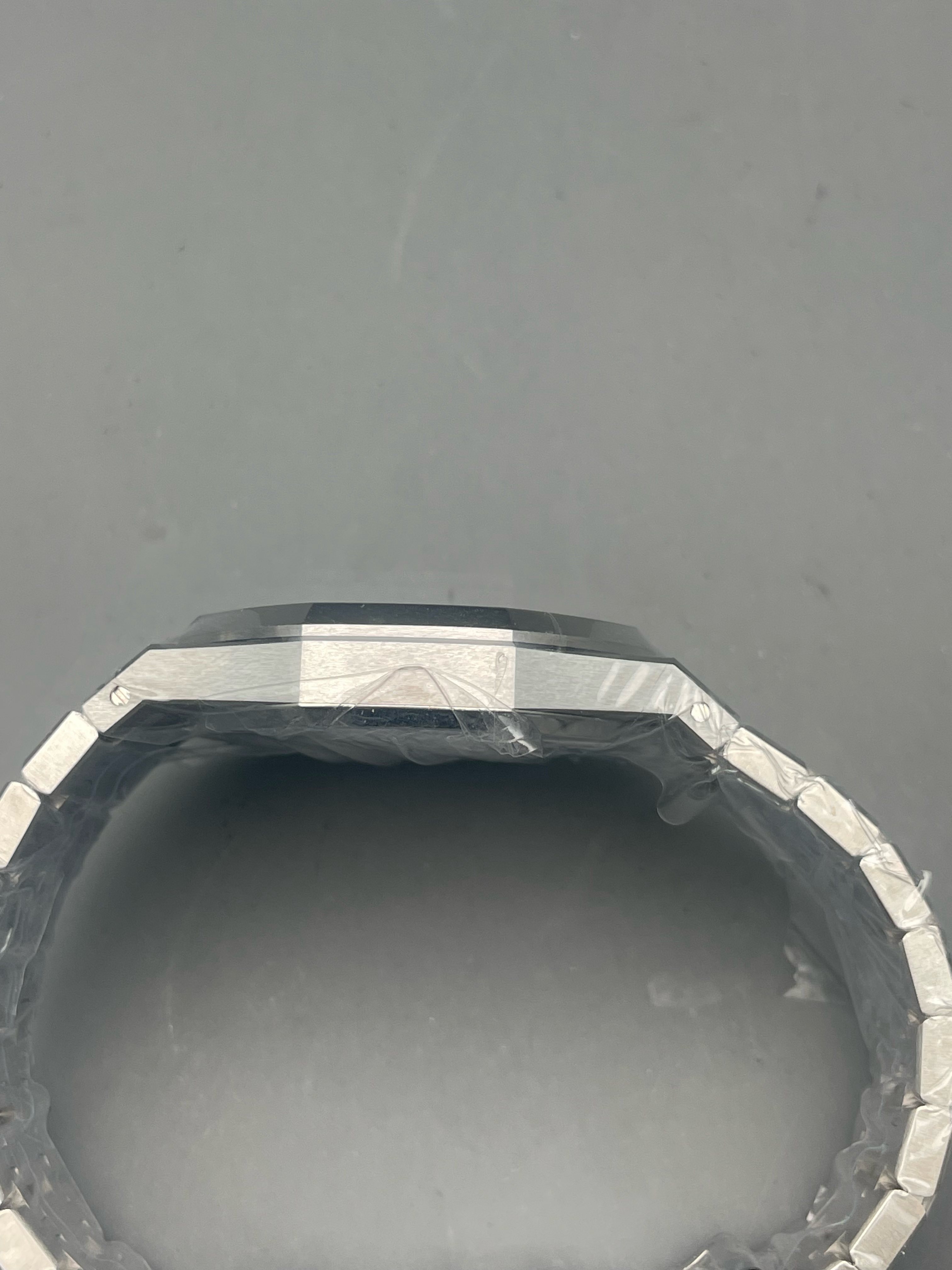 Audemars Piguet 15300ST.OO.1220ST.02 detail 2