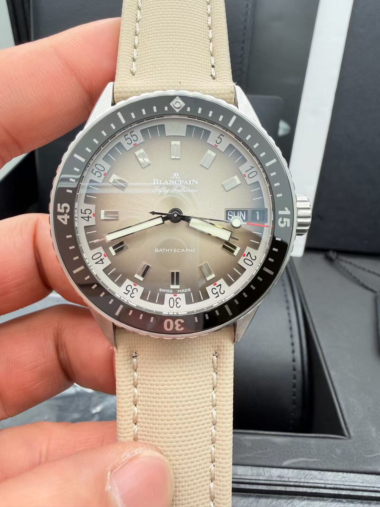 Blancpain 5052-1110-63A detail 4