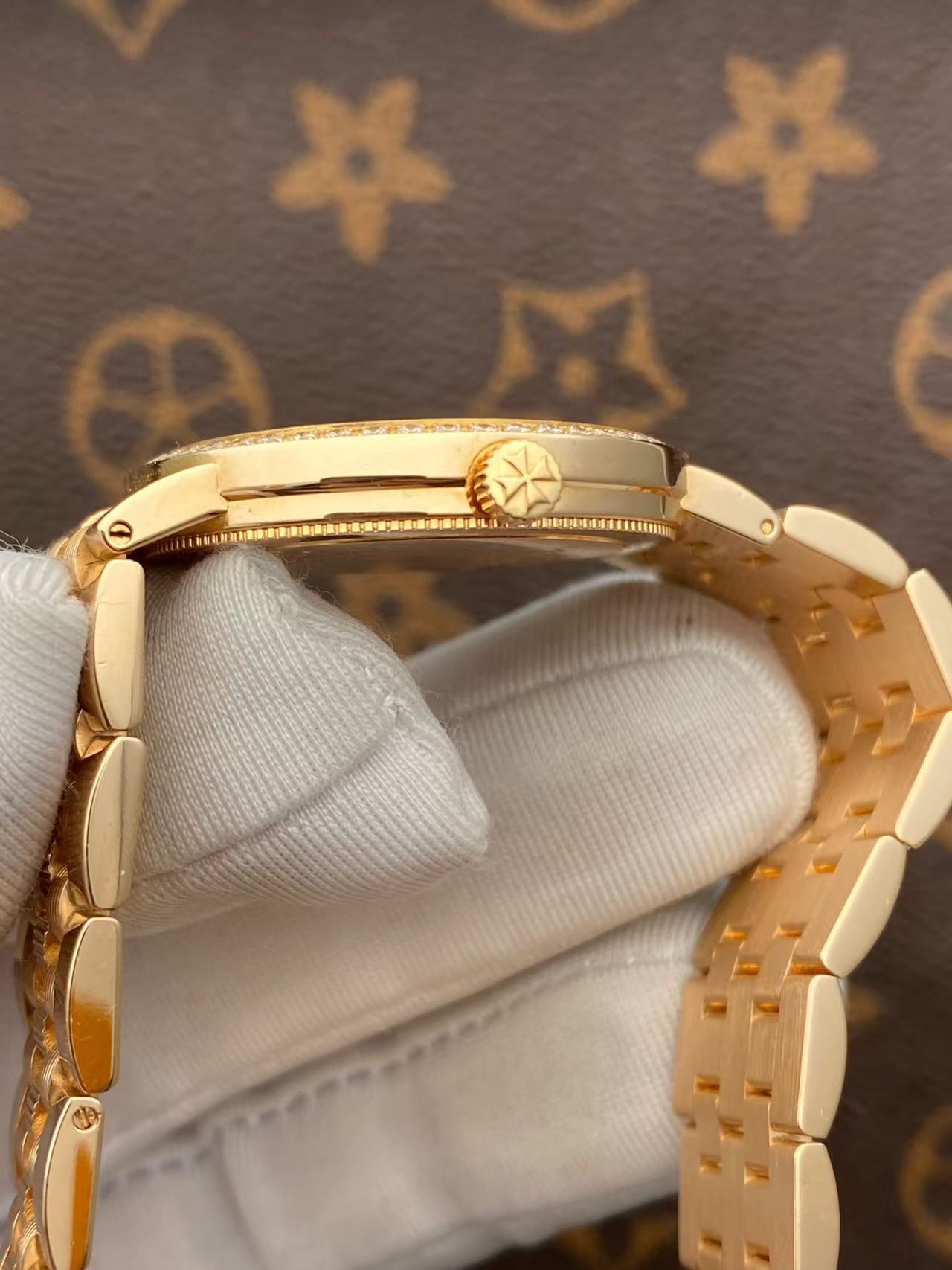 Vacheron Constantin 25553 / Q01R-9696 detail 3