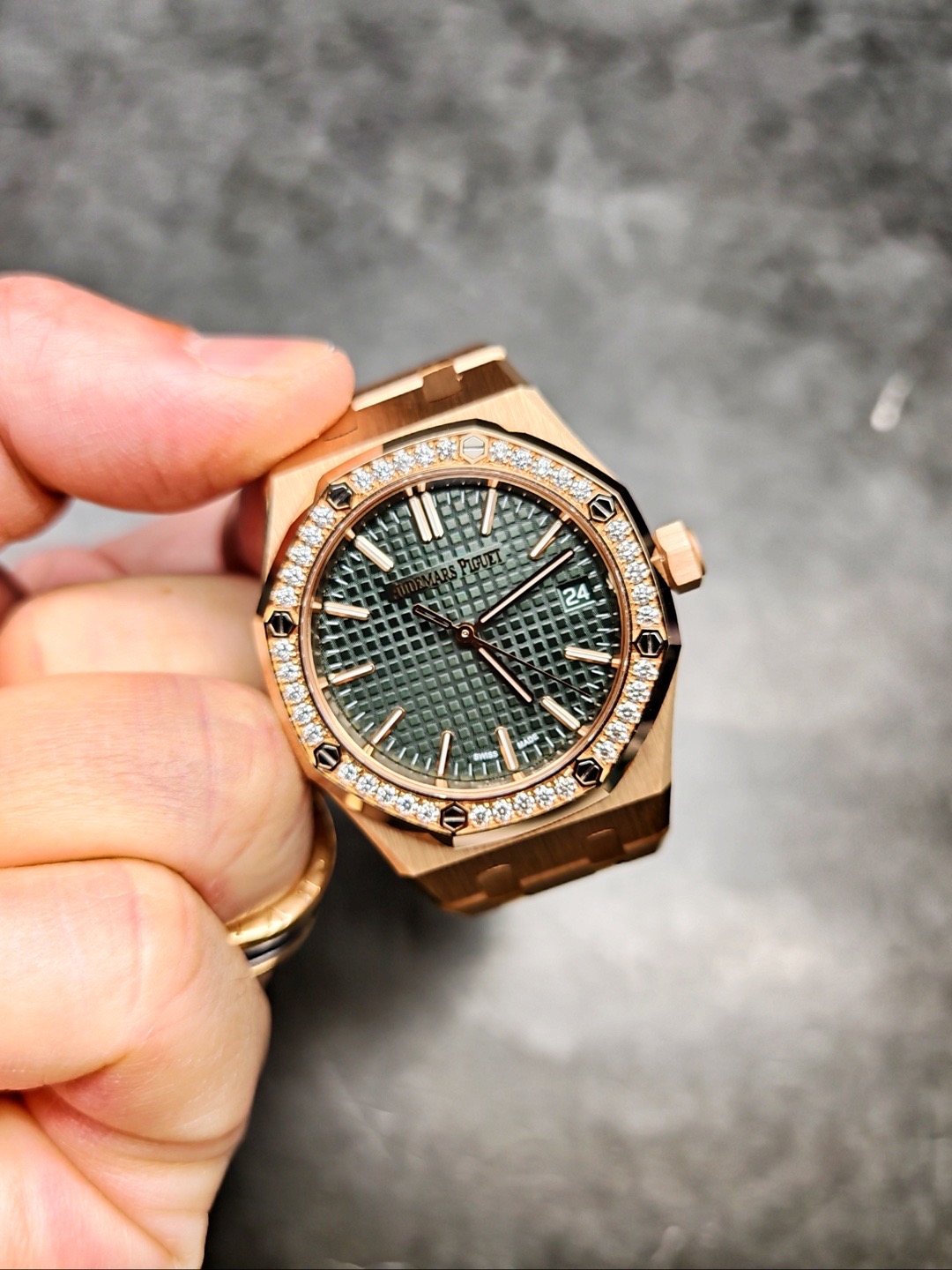 Audemars Piguet 15551OR.ZZ.1356OR.06