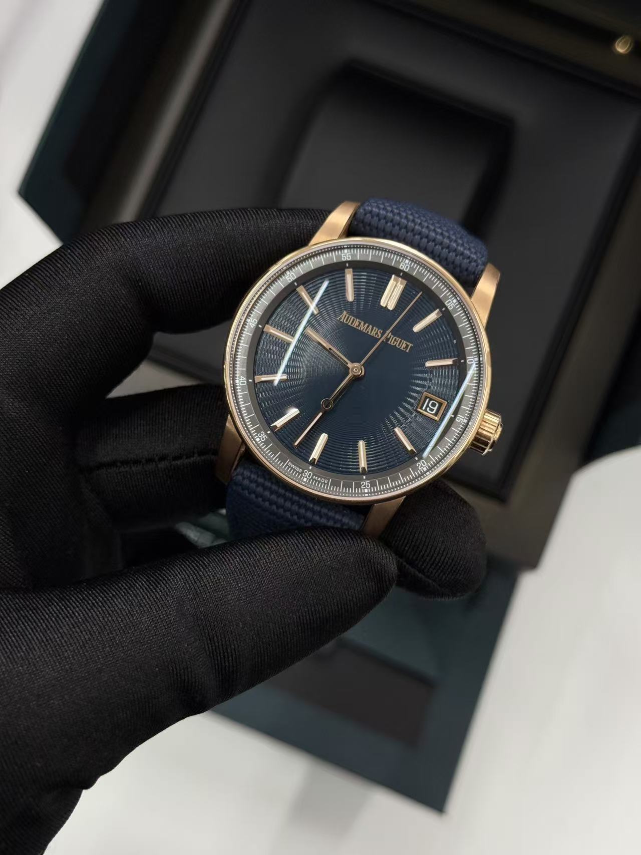 Audemars Piguet 15210OR.OO.A348KB.01 detail 1