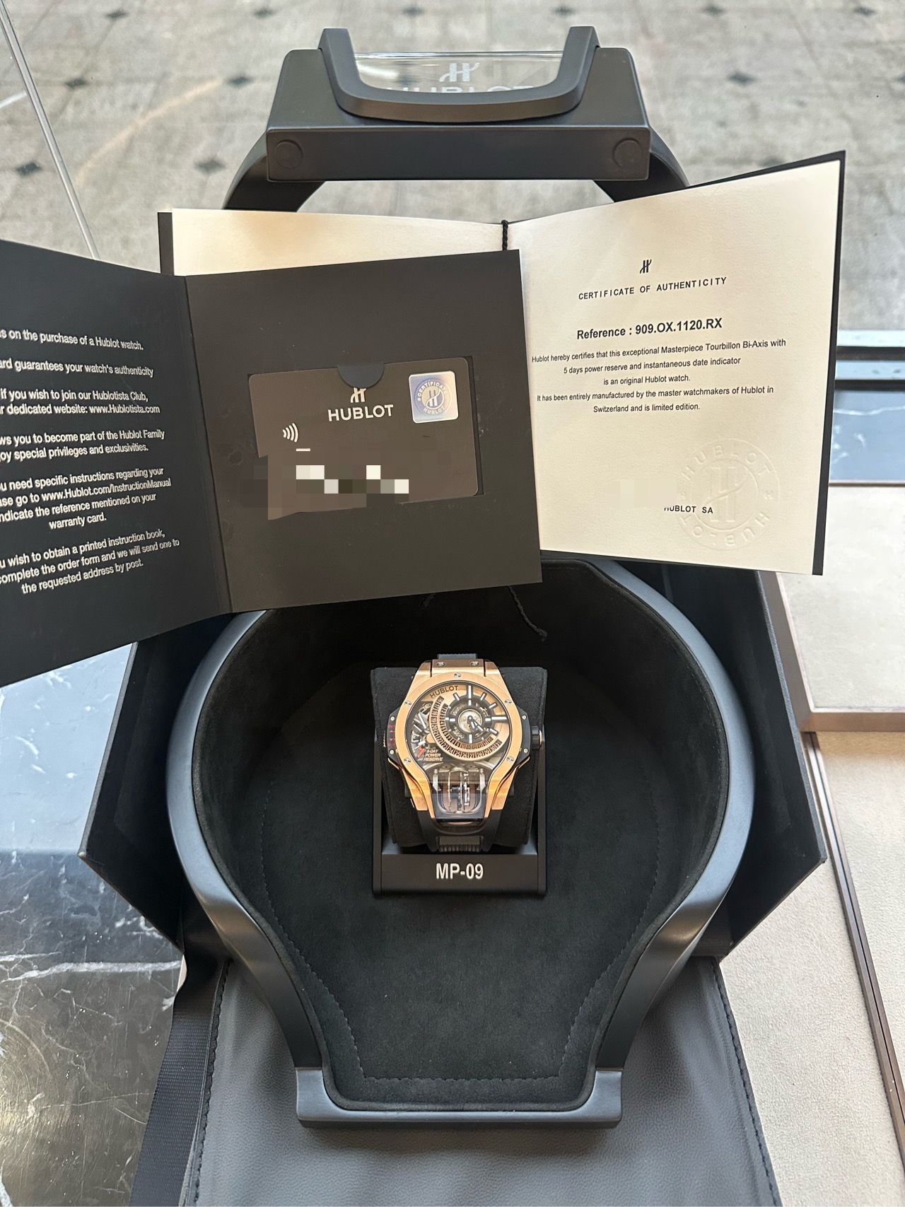 Hublot 909.OX.1120.RX detail 4