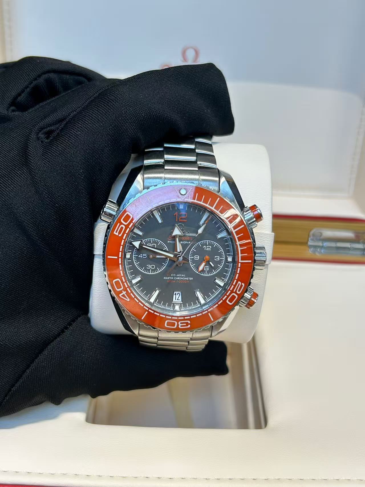 Omega 215.30.46.51.99.001