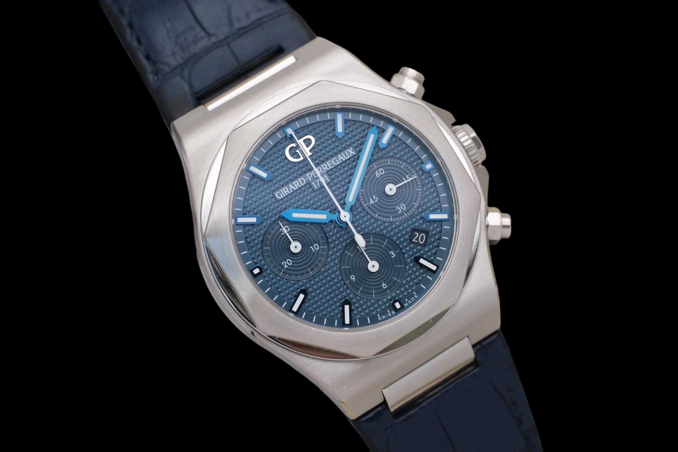 Girard Perregaux 81020-11-431-BB4A detail 1