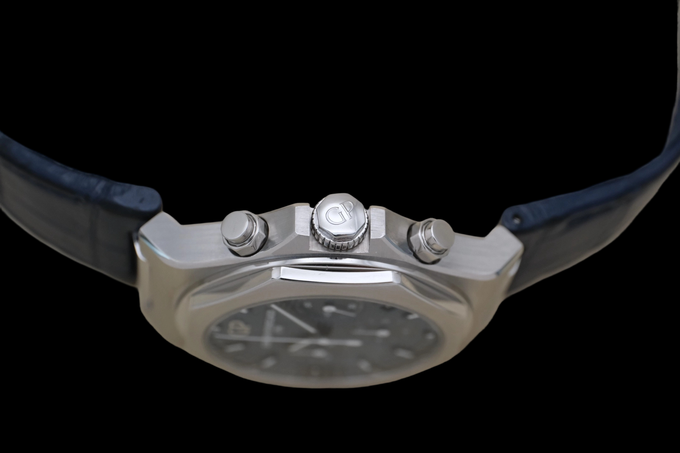 Girard Perregaux 81020-11-431-BB4A detail 3