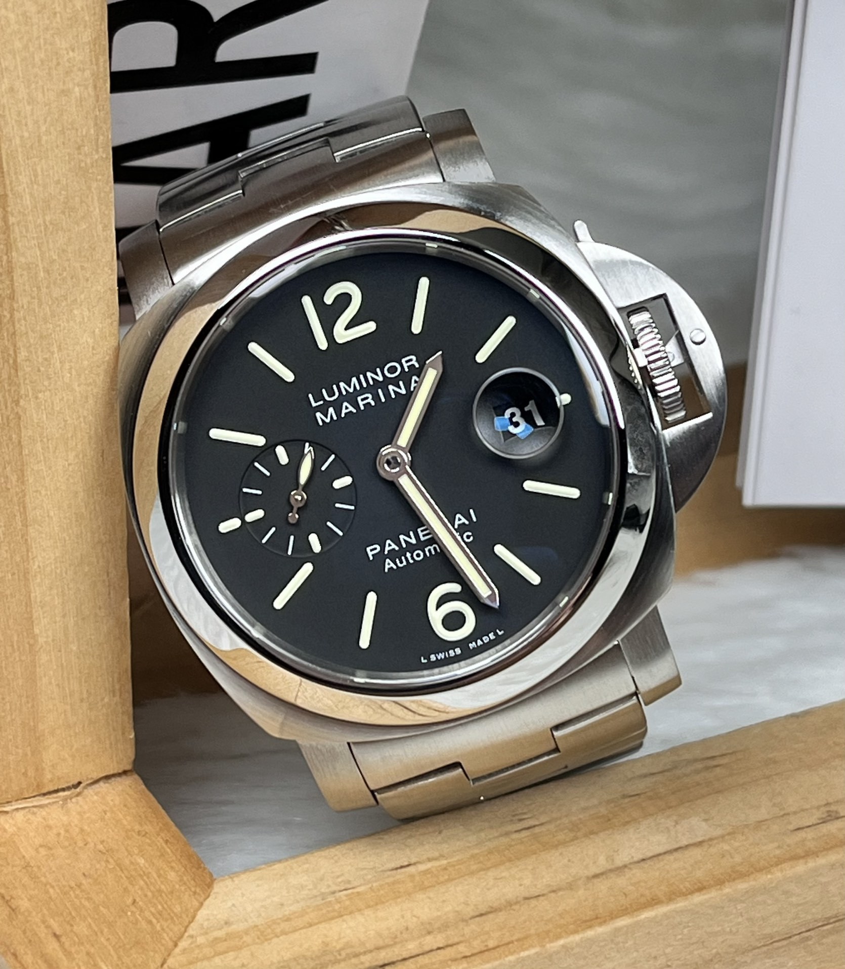 Panerai PAM 00299 detail 1