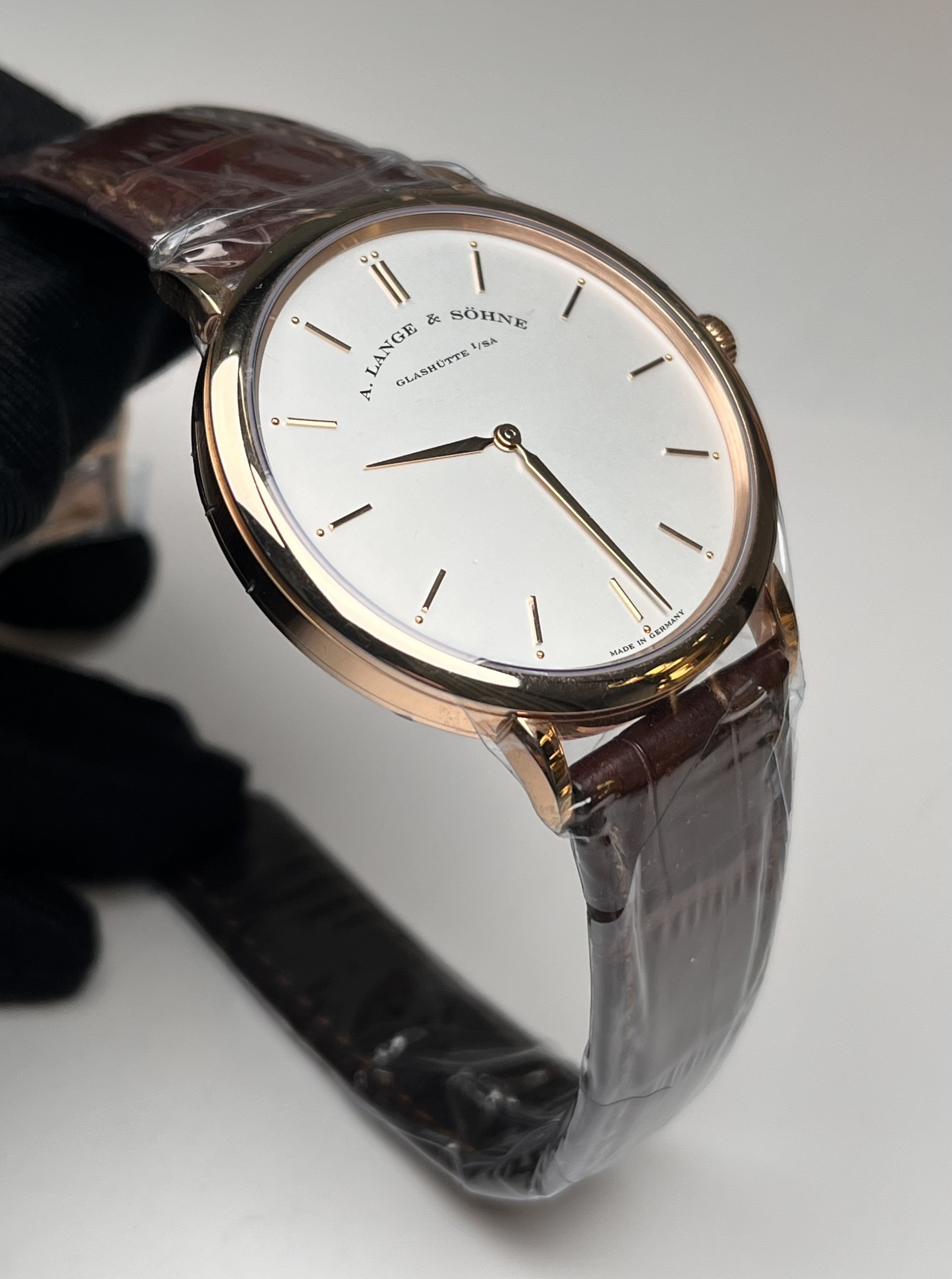 A. Lange & S&ouml;hne 211.032 detail 1