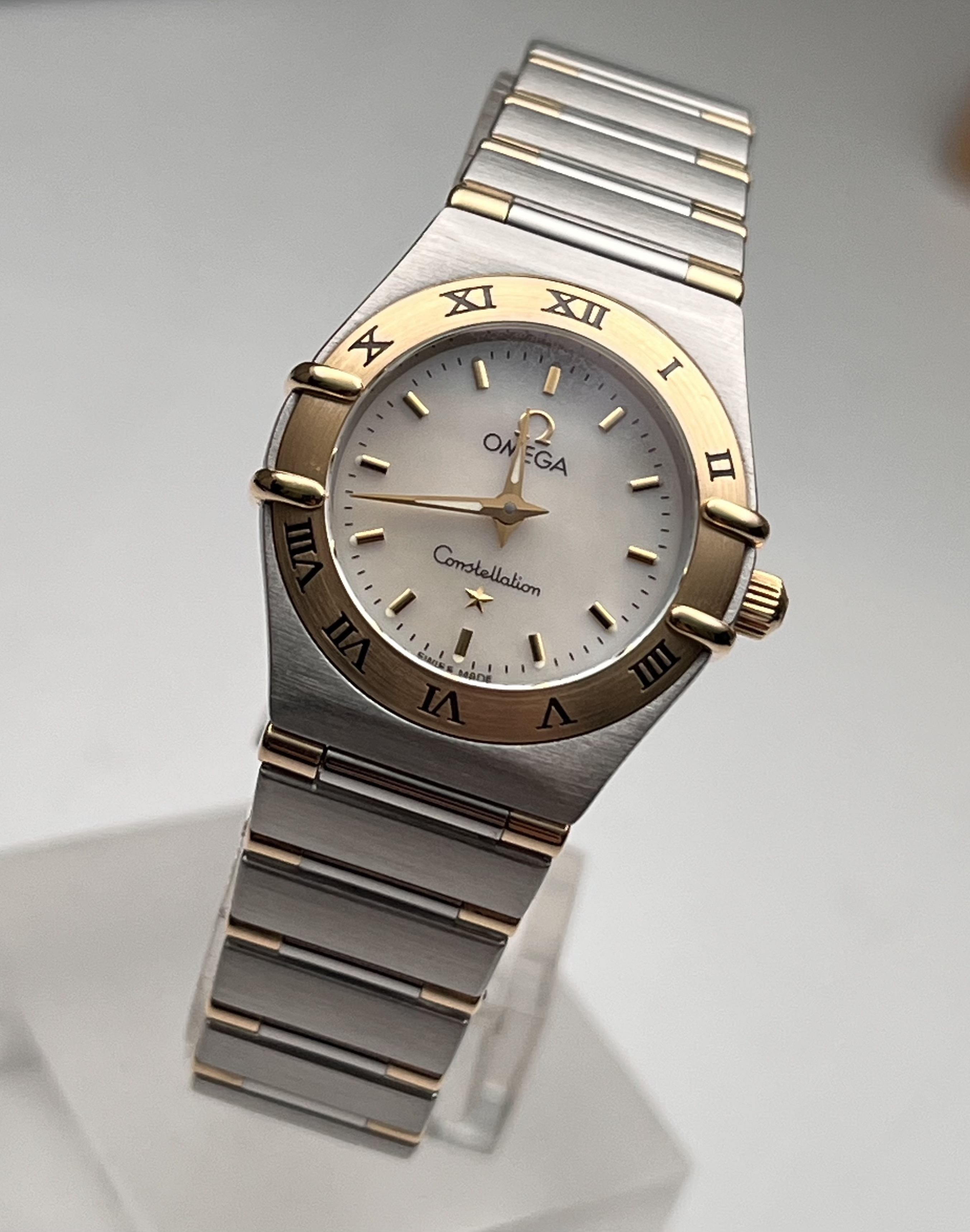 Omega 1362.70.00 detail 1