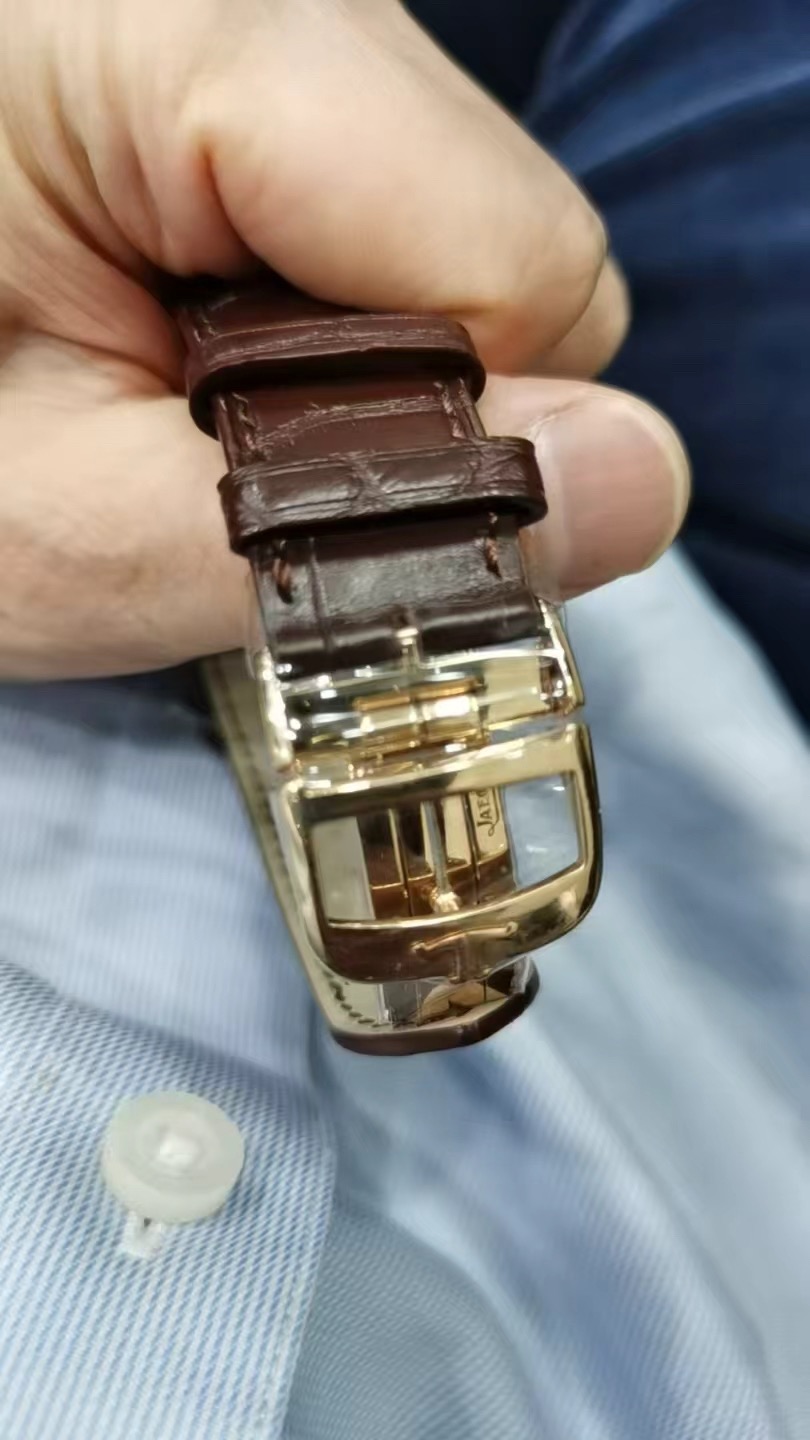 Jaeger-LeCoultre 6042421 detail 2
