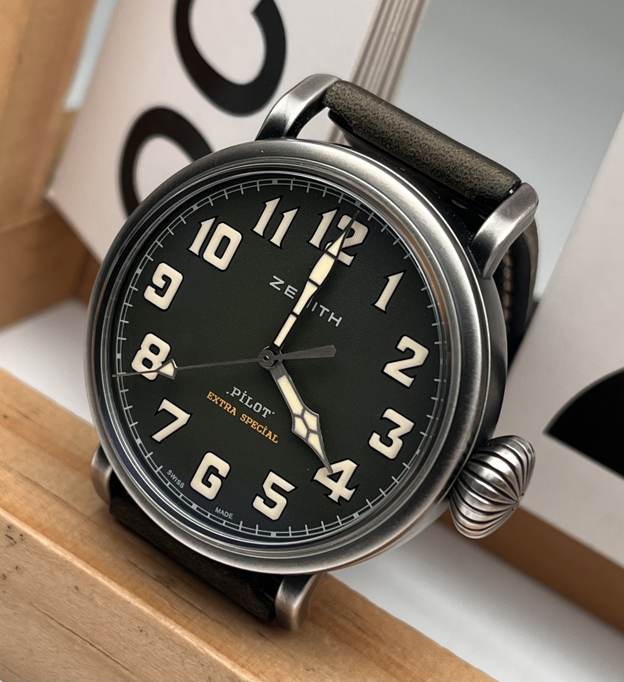 Zenith 11.1943.679 / 63.C800 detail 2