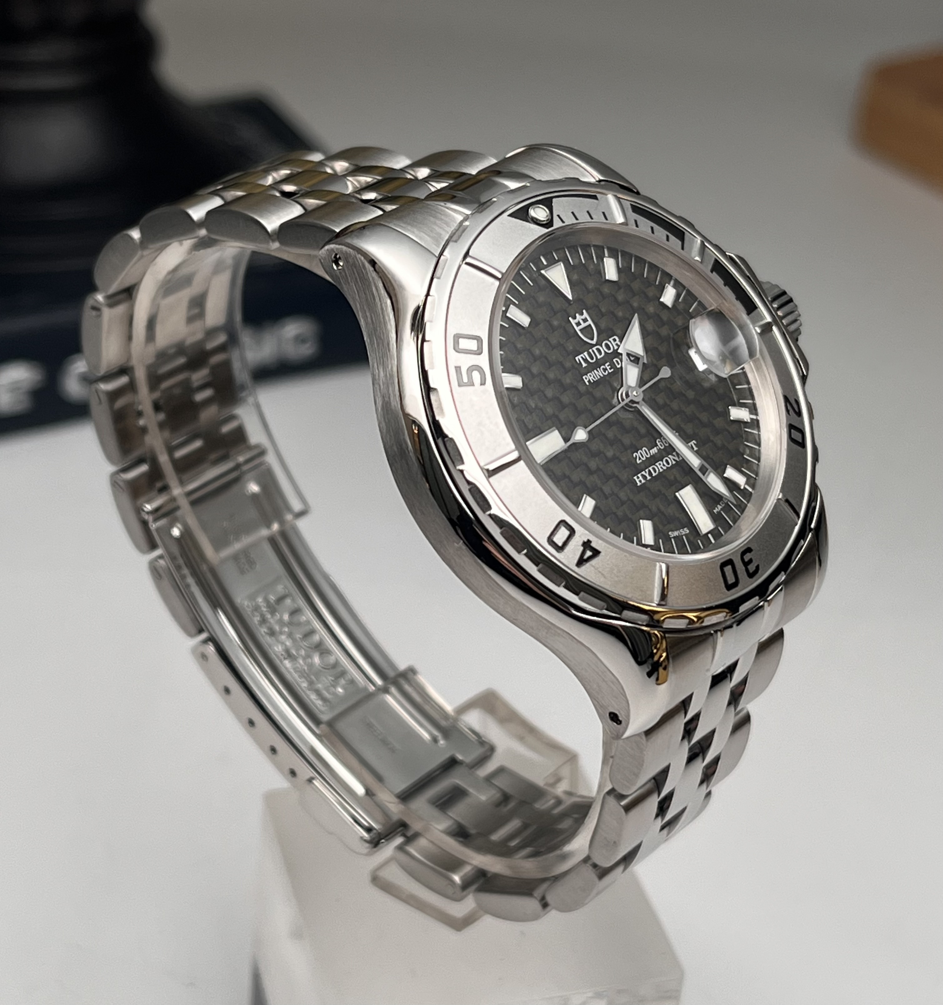 Tudor 89190P detail 5