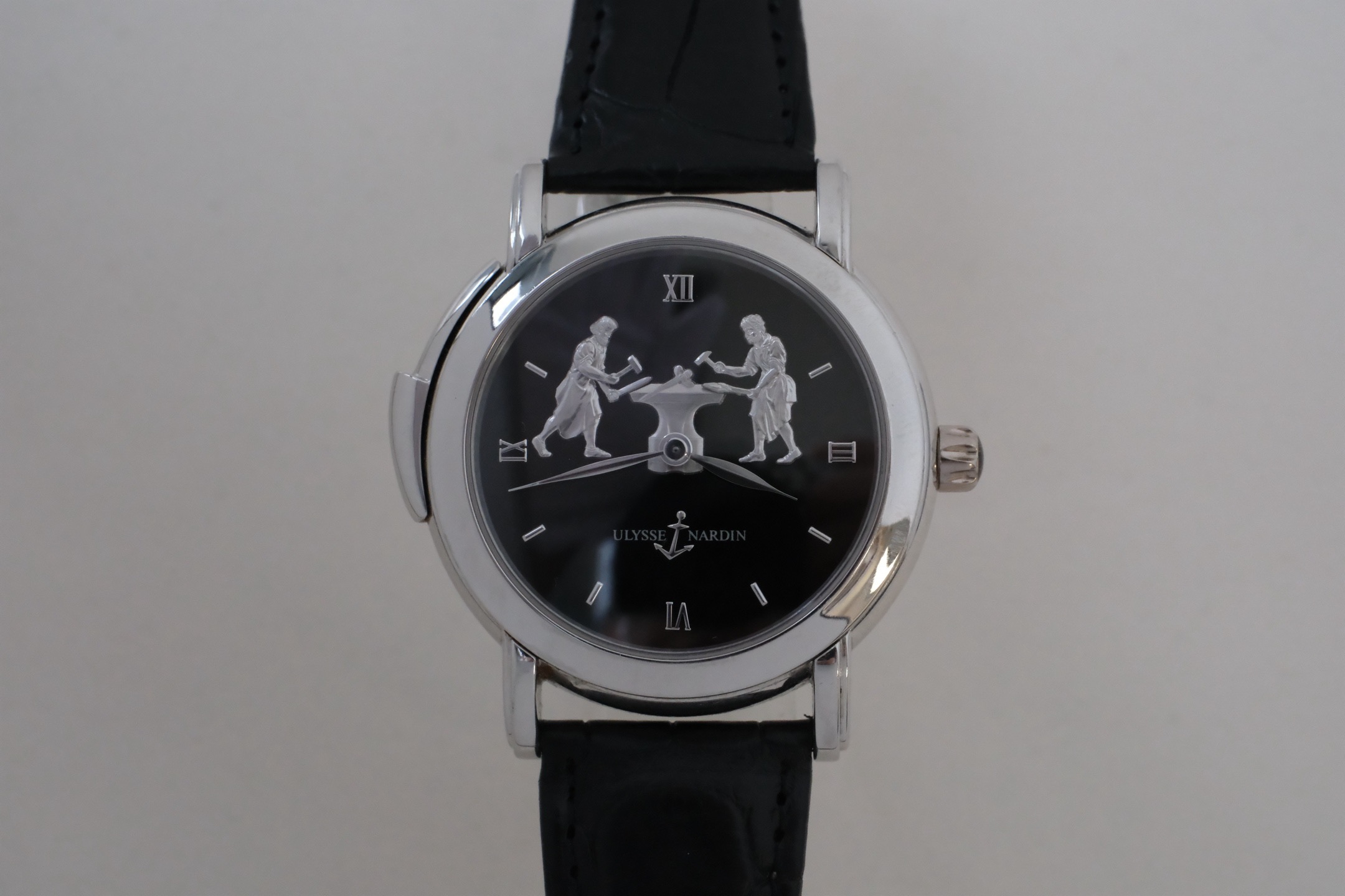 Ulysse Nardin 719-20 detail 3
