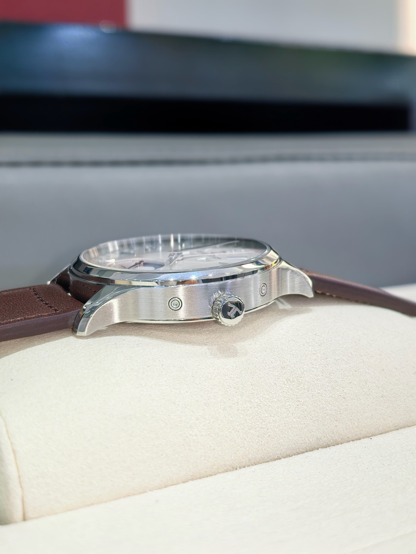 Jaeger-LeCoultre 4148420 detail 1