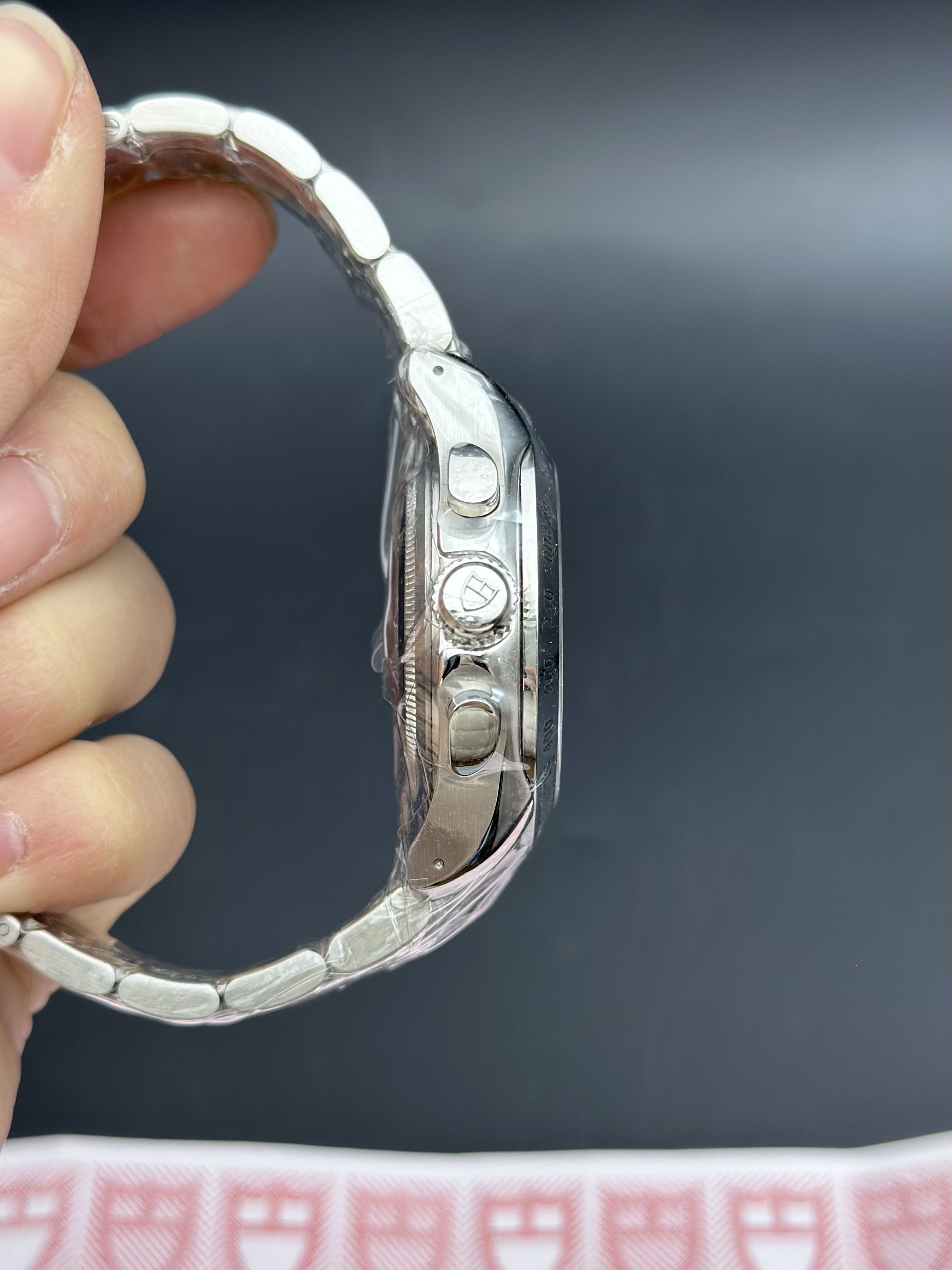 Tudor 79380P detail 3