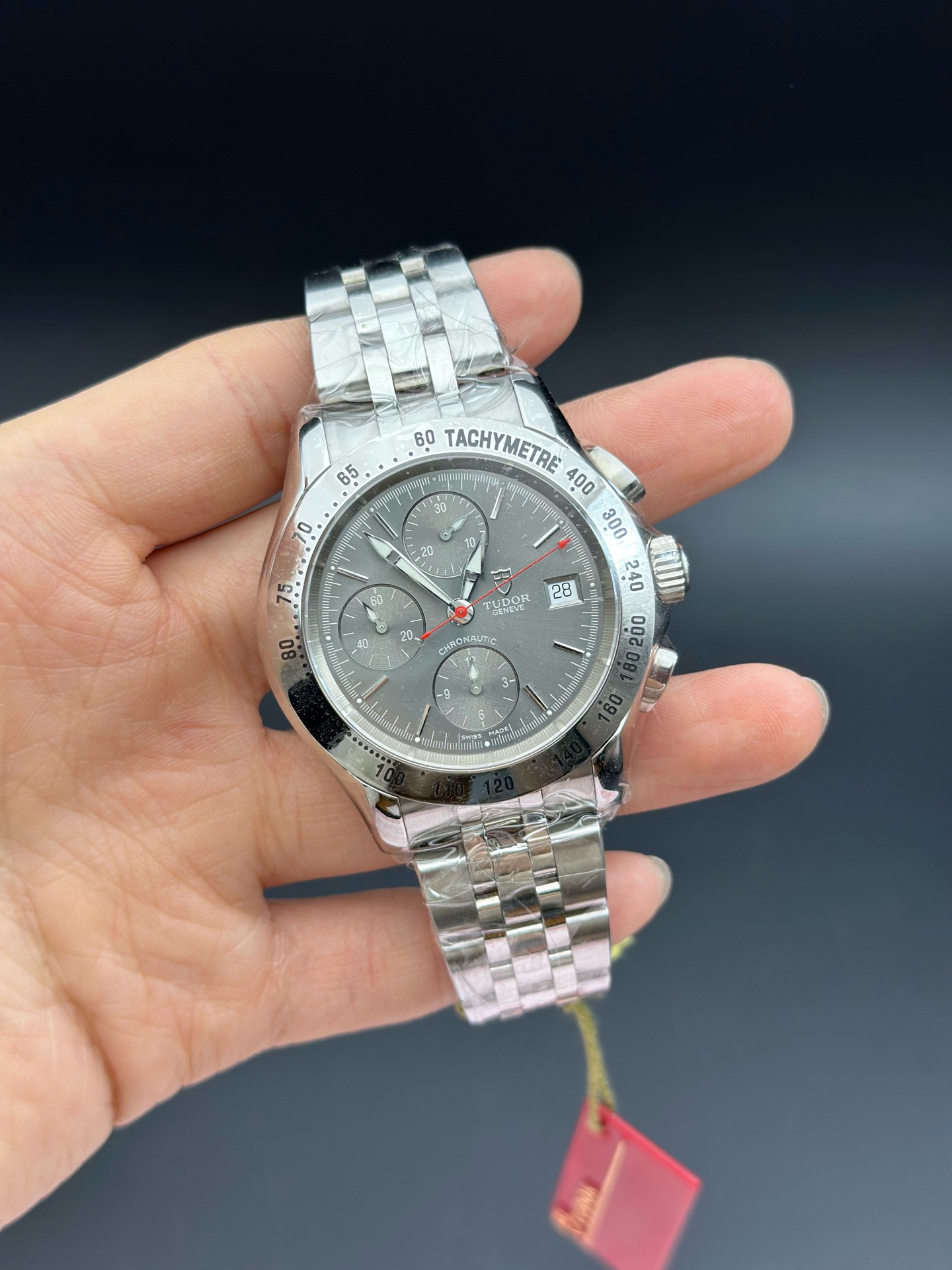 Tudor 79380P detail 1