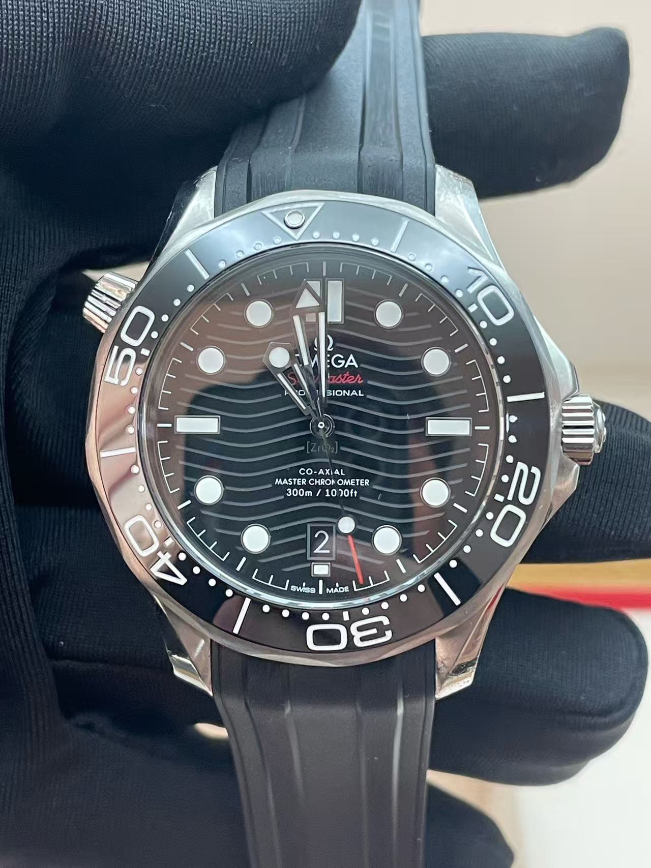 Omega 210.32.42.20.01.001