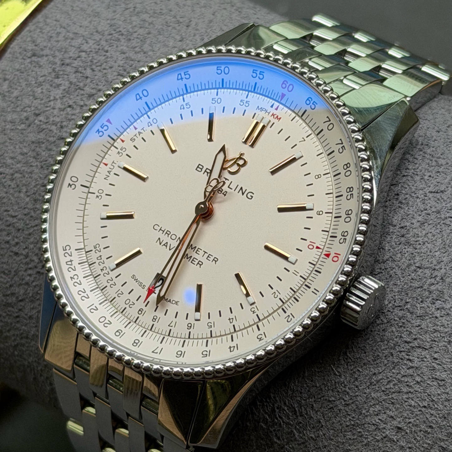 Breitling A17326211G1A1 detail 3