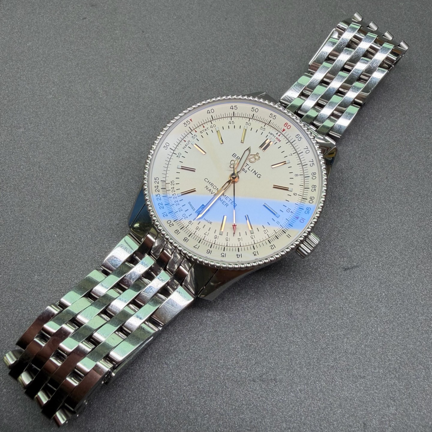 Breitling A17326211G1A1 detail 4