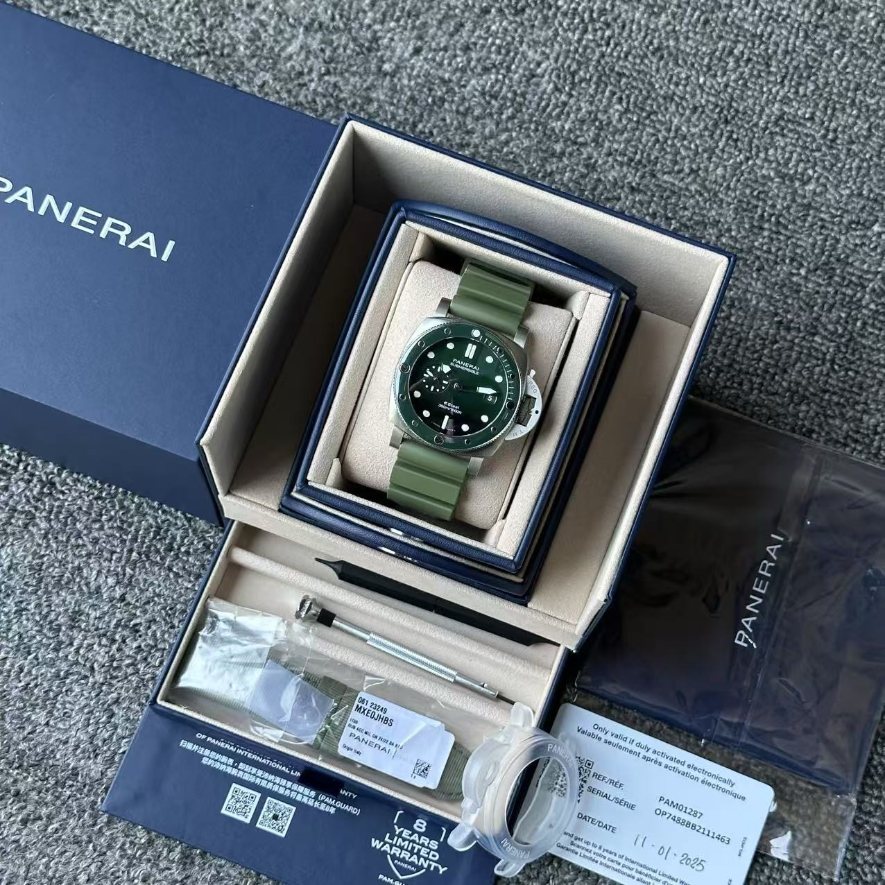 Panerai PAM01287 detail 7