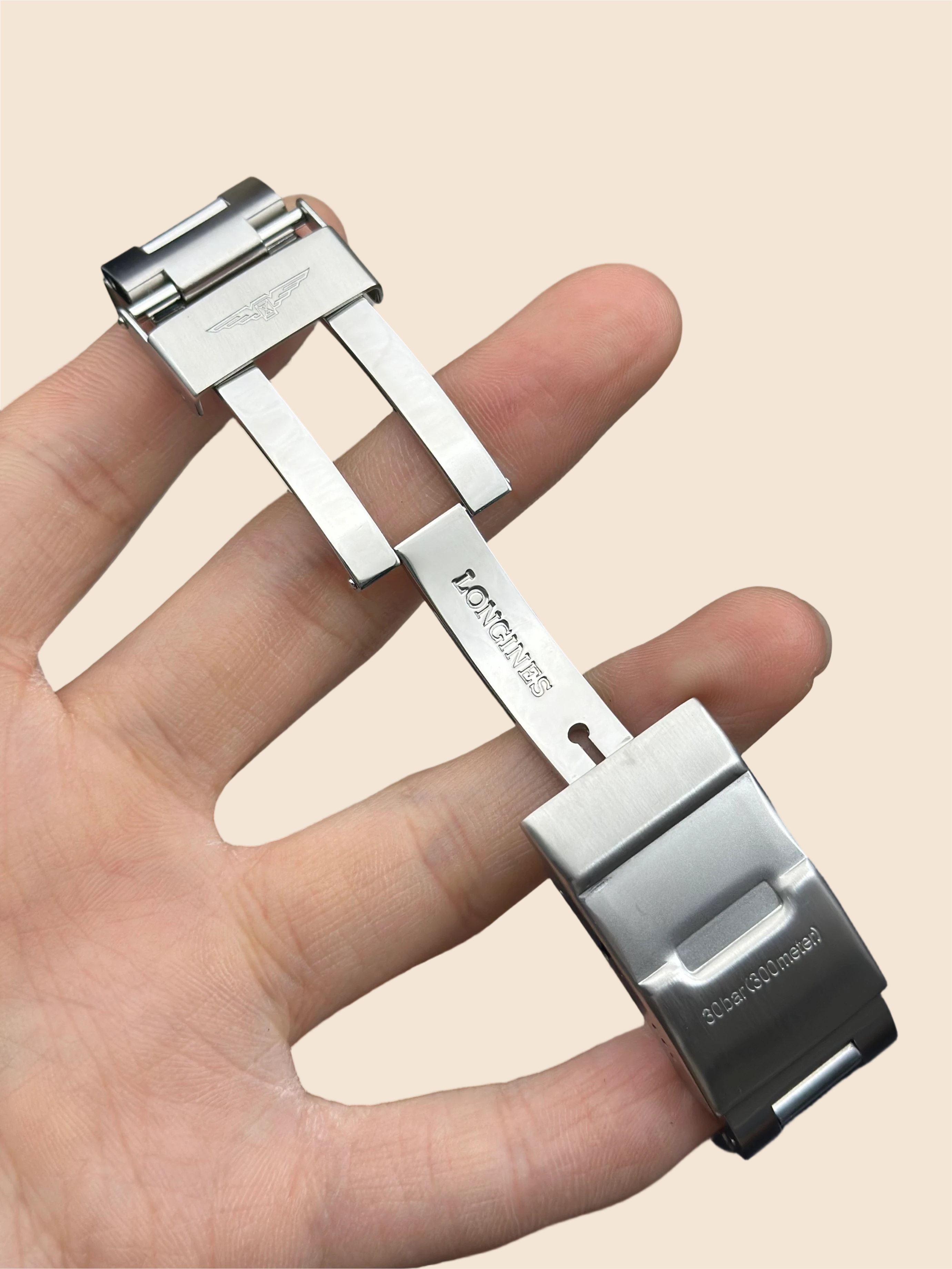 Longines L3.741.4.96.6 detail 4