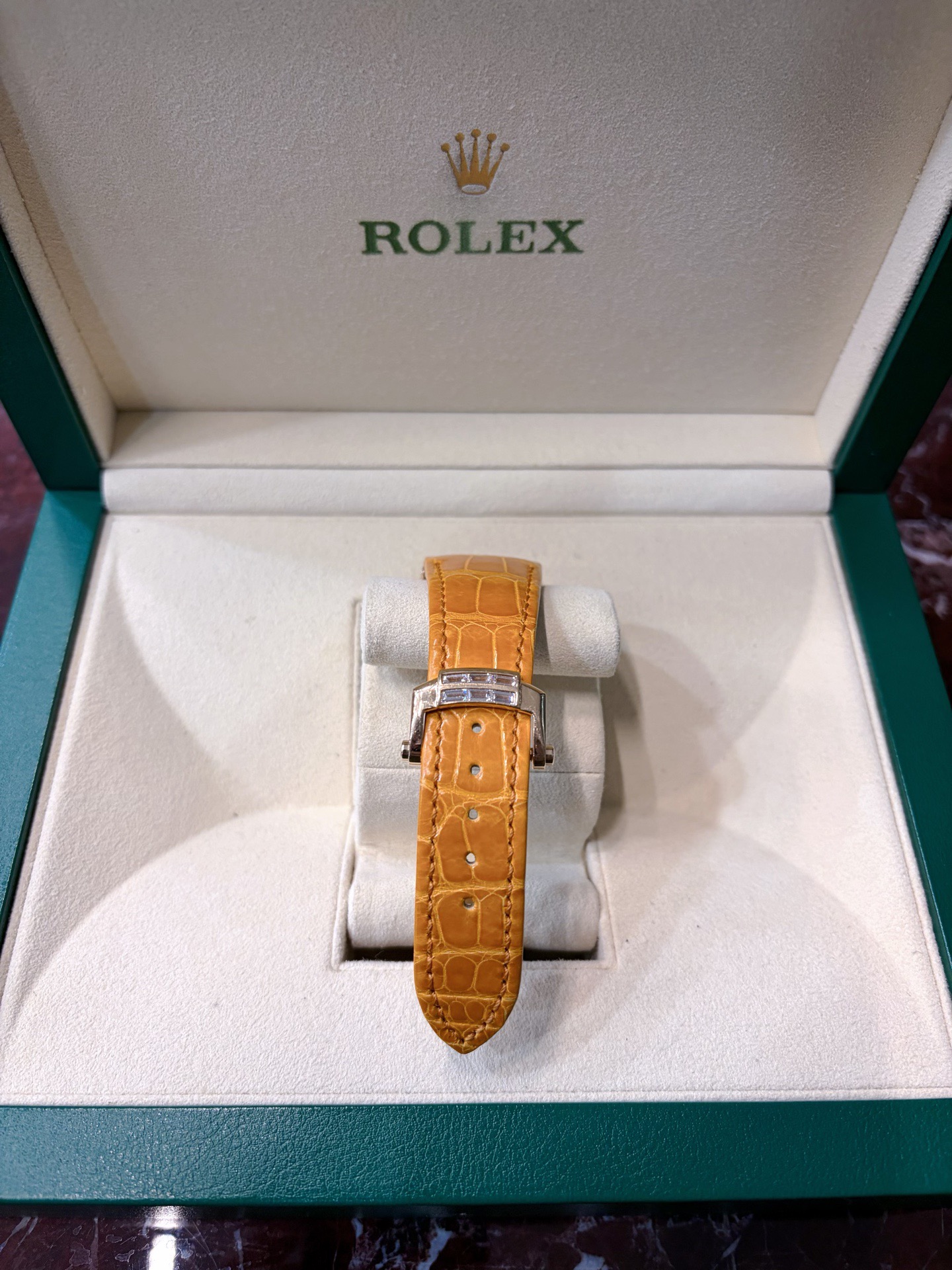 Patek Philippe 5724R-001 detail 3