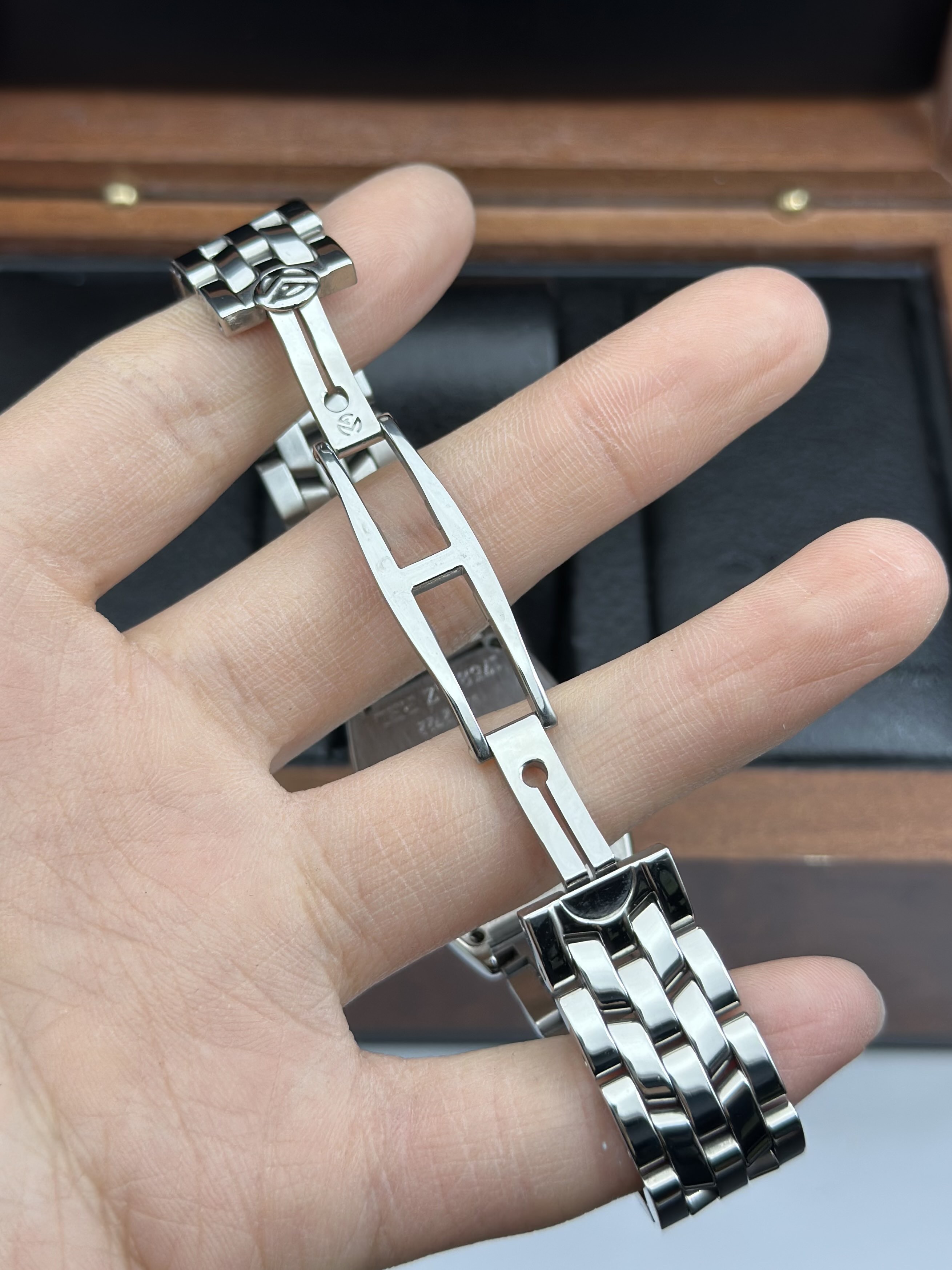 Franck Muller 1752 QZ REL detail 5