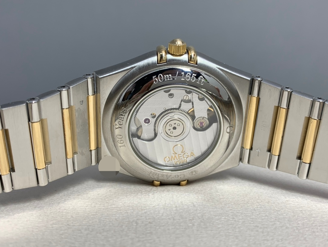 Omega 111.20.36.20.58.001 detail 7